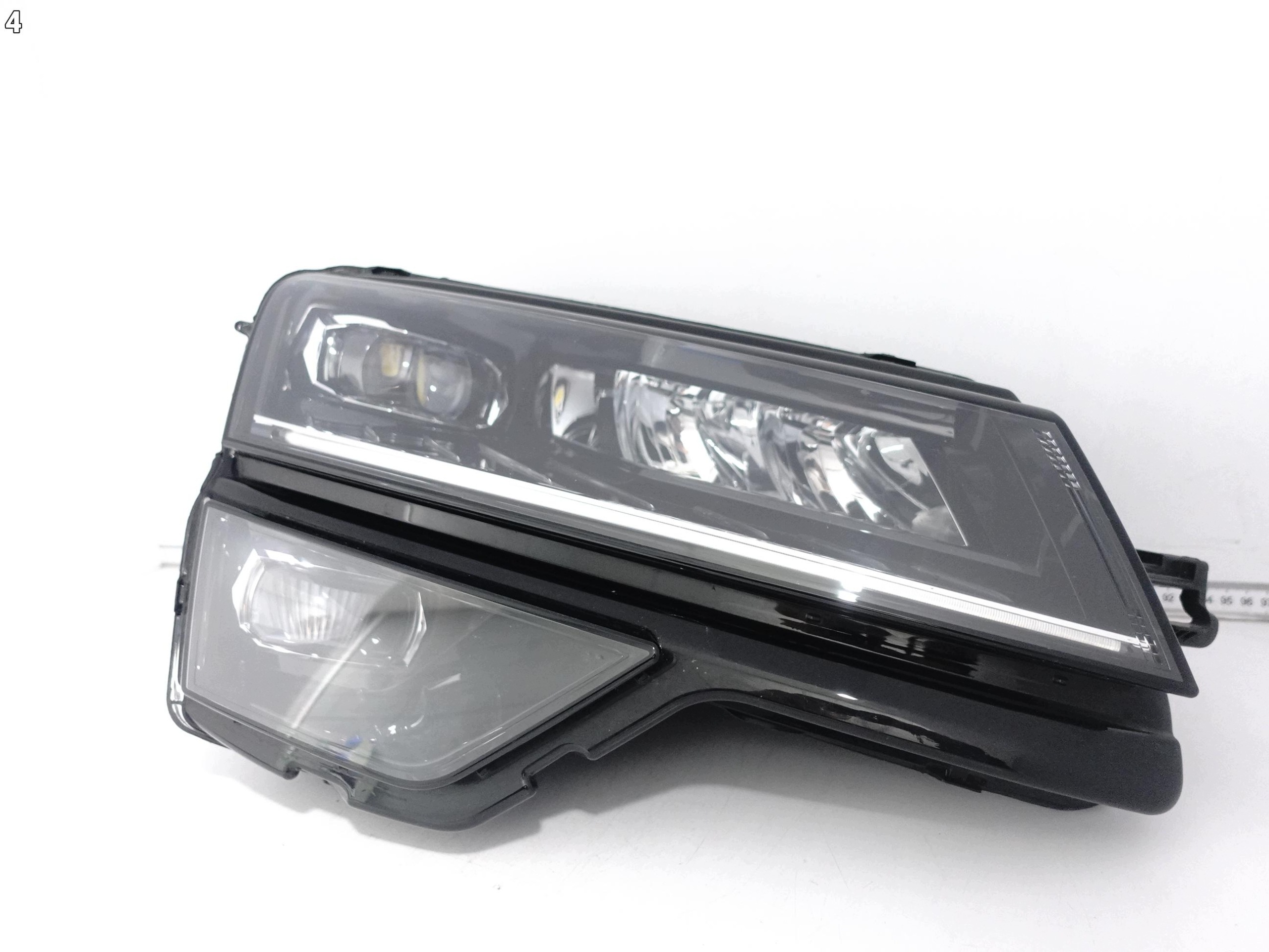 SKODA KAROQ 57B 17-21 light HEADLIGHT FULL LED right front EUROPA
