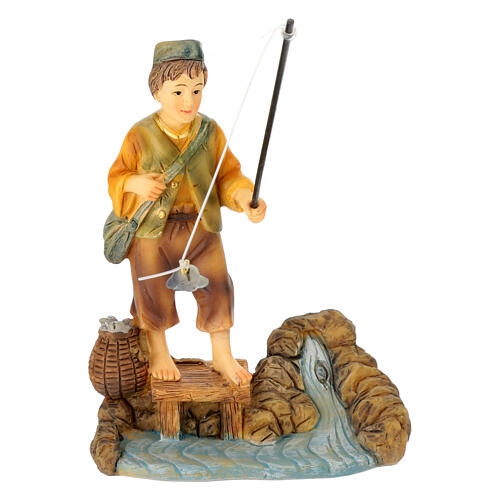 Figurka do Betléma "Rybář chytající rybu" pro figurky o výšce 11-12 cm