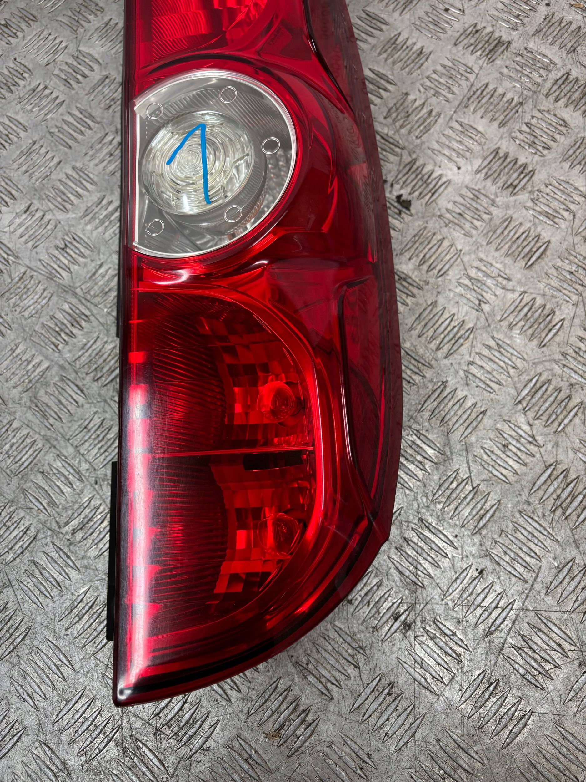 light rear part rear right FIAT DOBLO 10