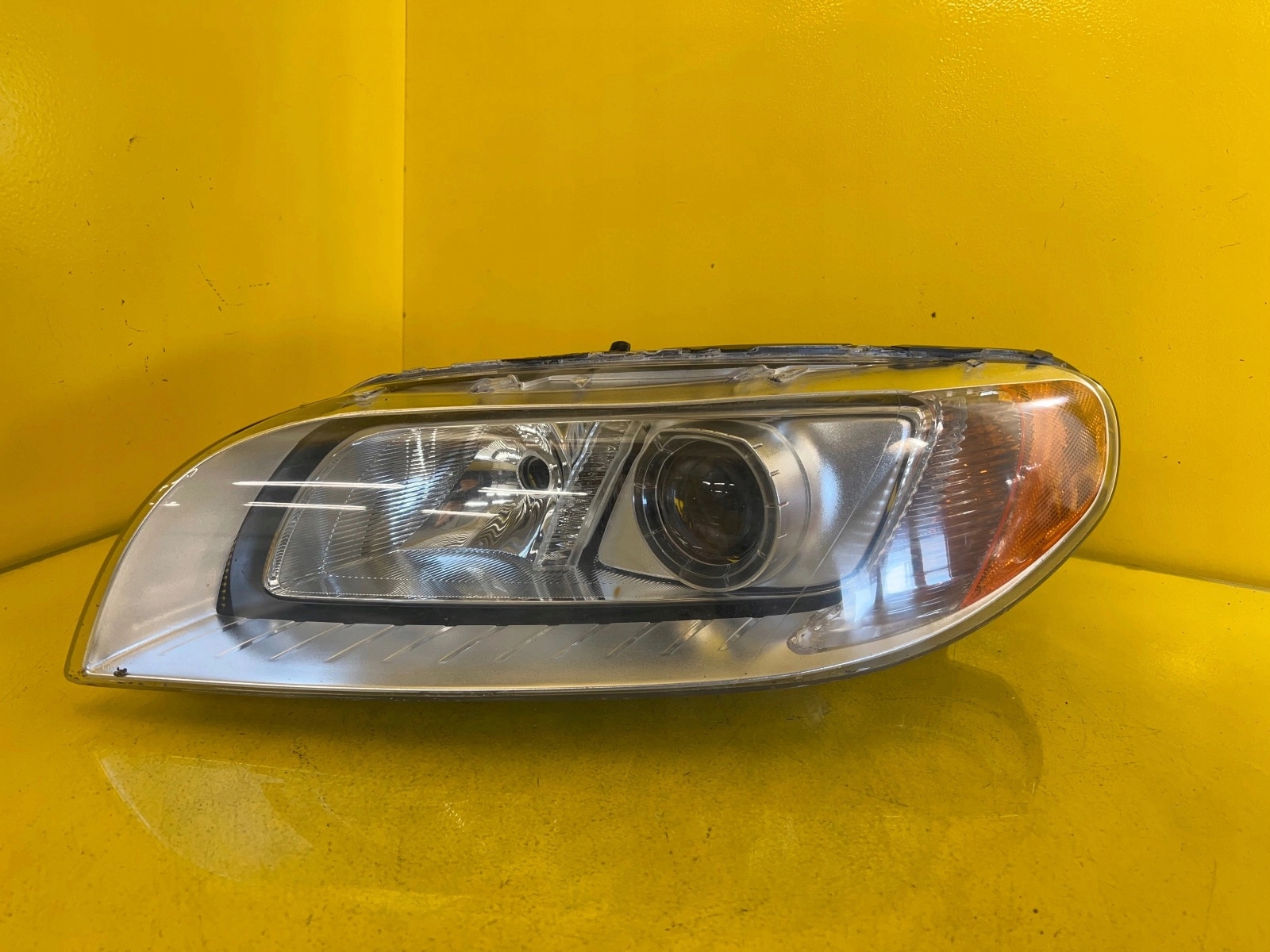 light left VOLVO V70 III S80 II XENON non-setting 31214347