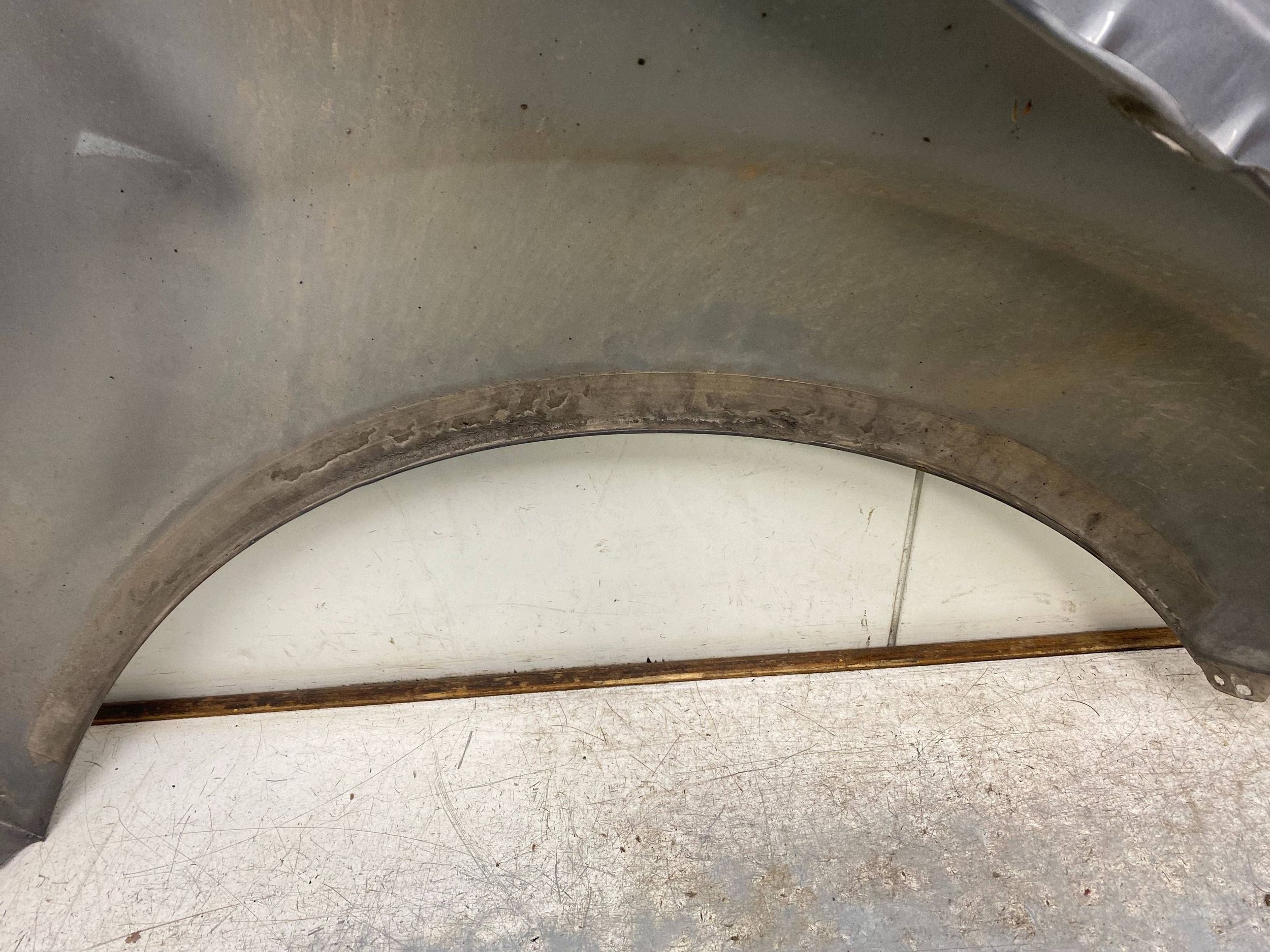 MERCEDES ML W164 fender left front front C792