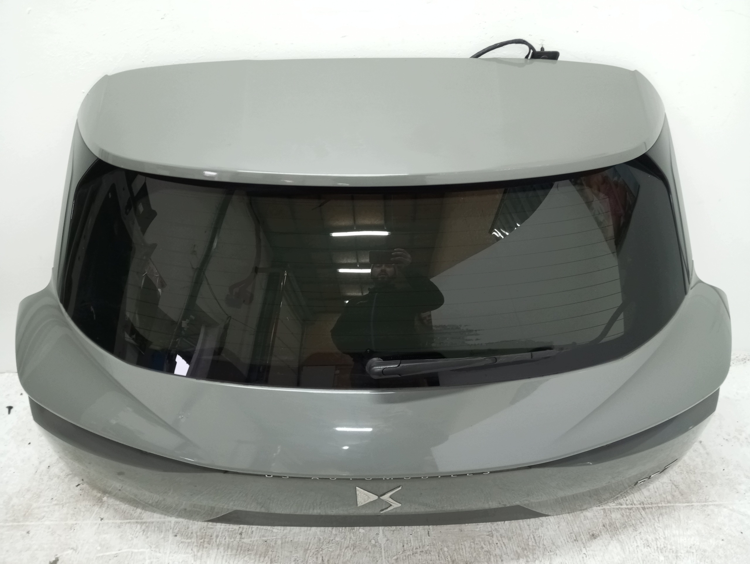 boot doors CITROEN DS7 23R below KAMERE