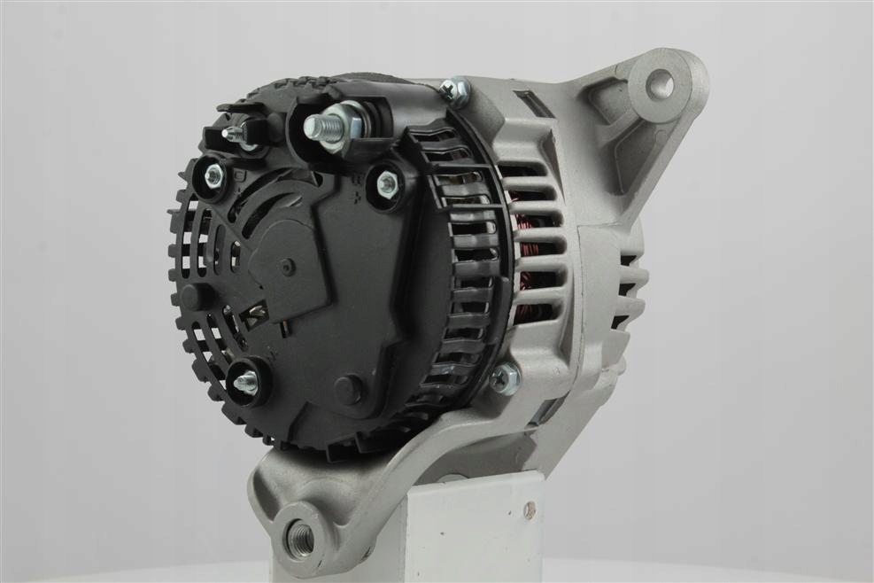 Alternator PEUGEOT 1.4 D TUD3 Stan opakowania oryginalne