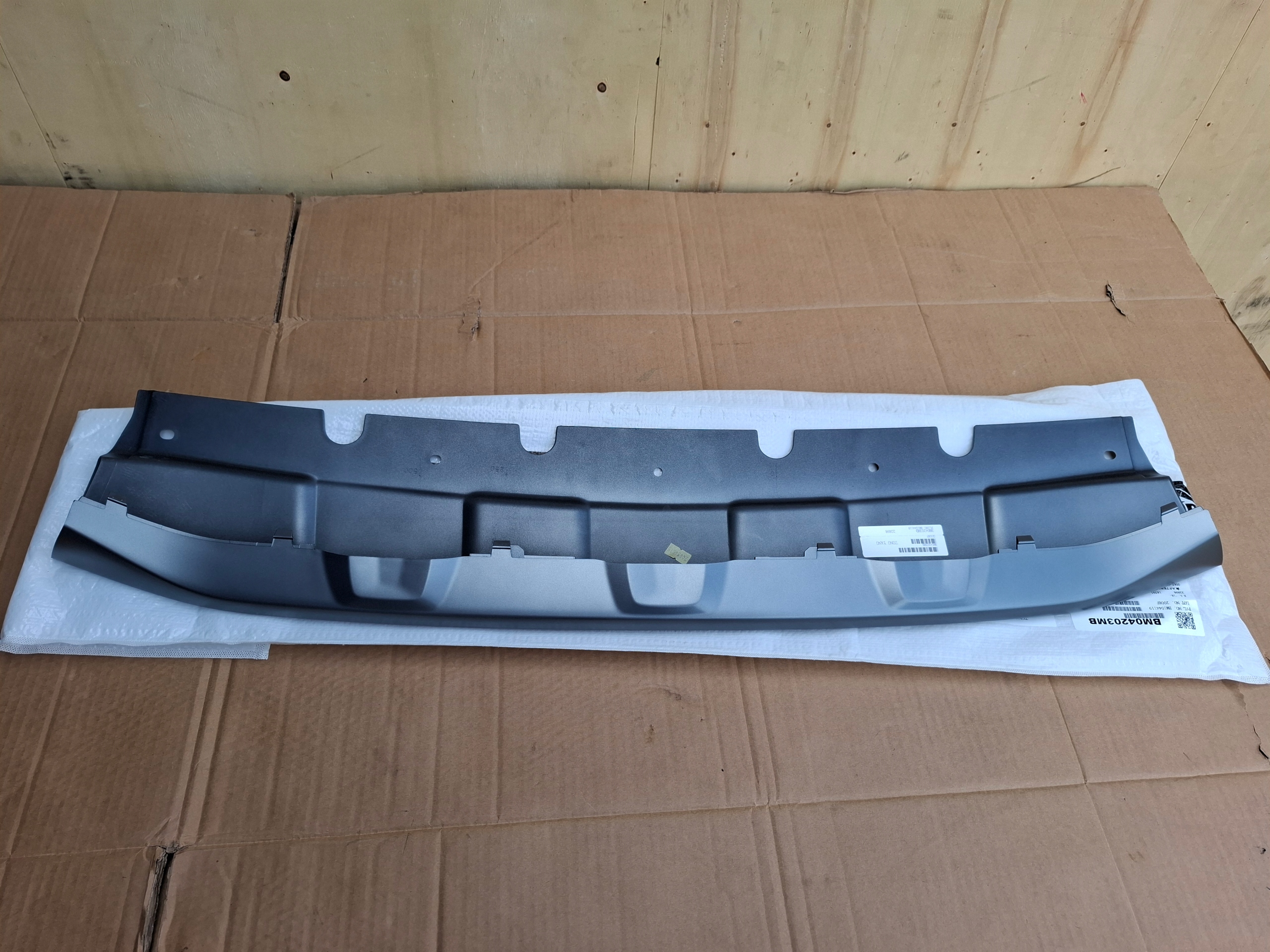 BMW X3 G01 SPOILER lišta nárazníku předek 7415631