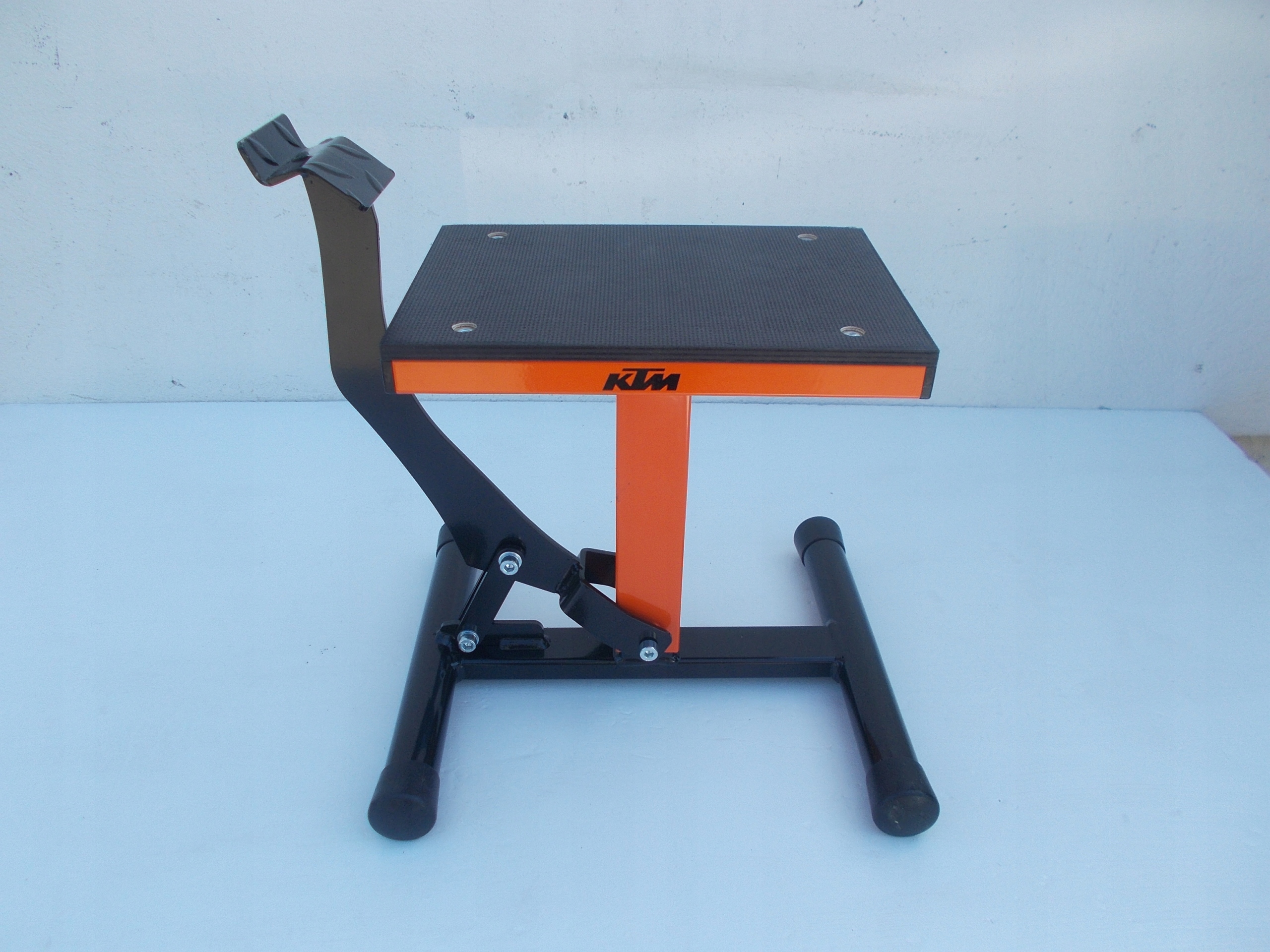 1cd9f8a94dffbe1b92afb16b24b8