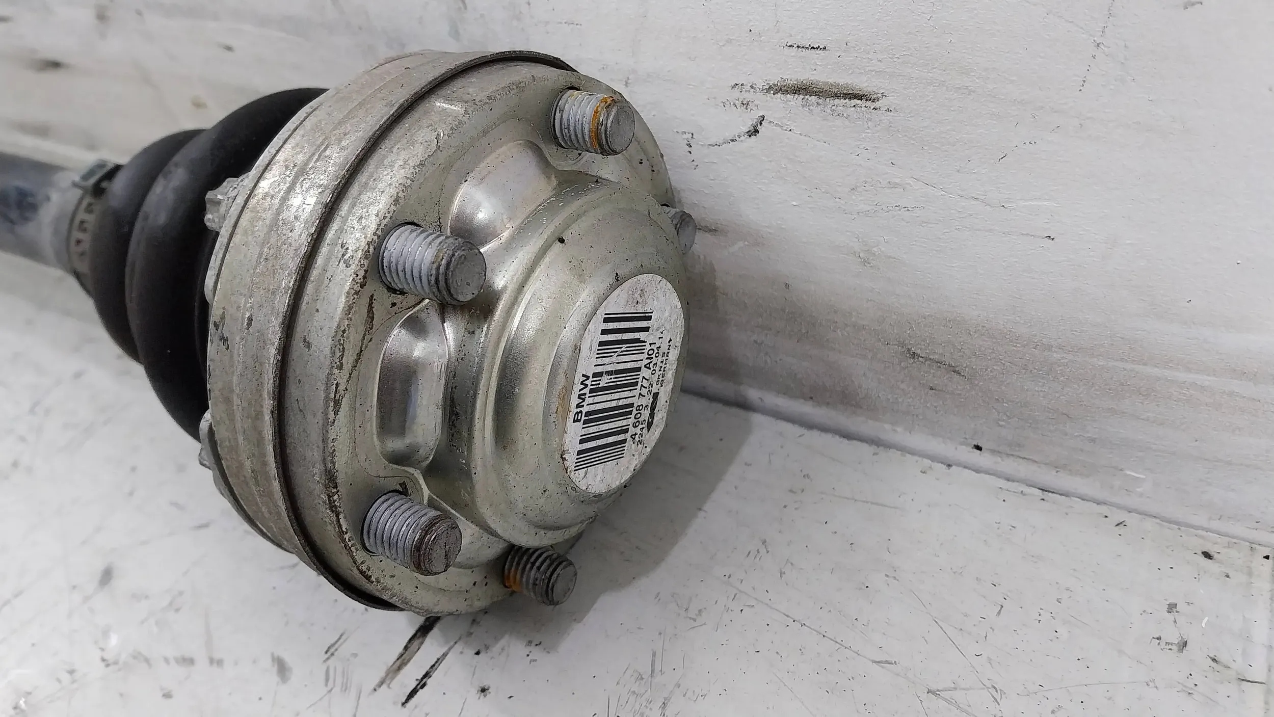 semi-axis left rear part 4608777 BMW X1 E84 N47 2.0D