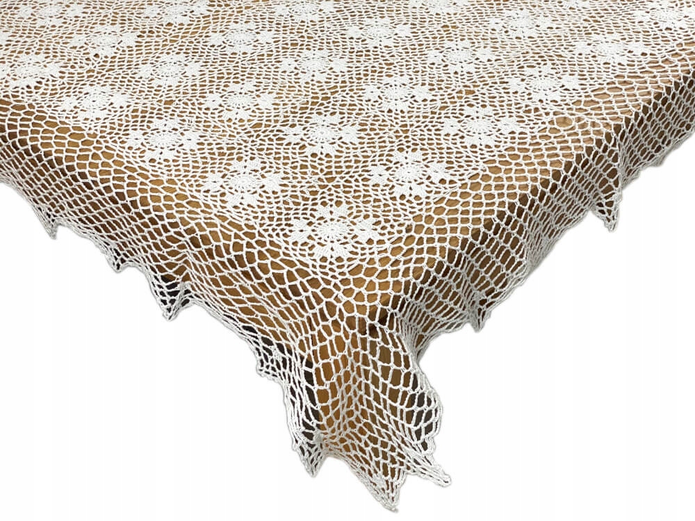 

Obrus szydełkowy 110x150 cm biały