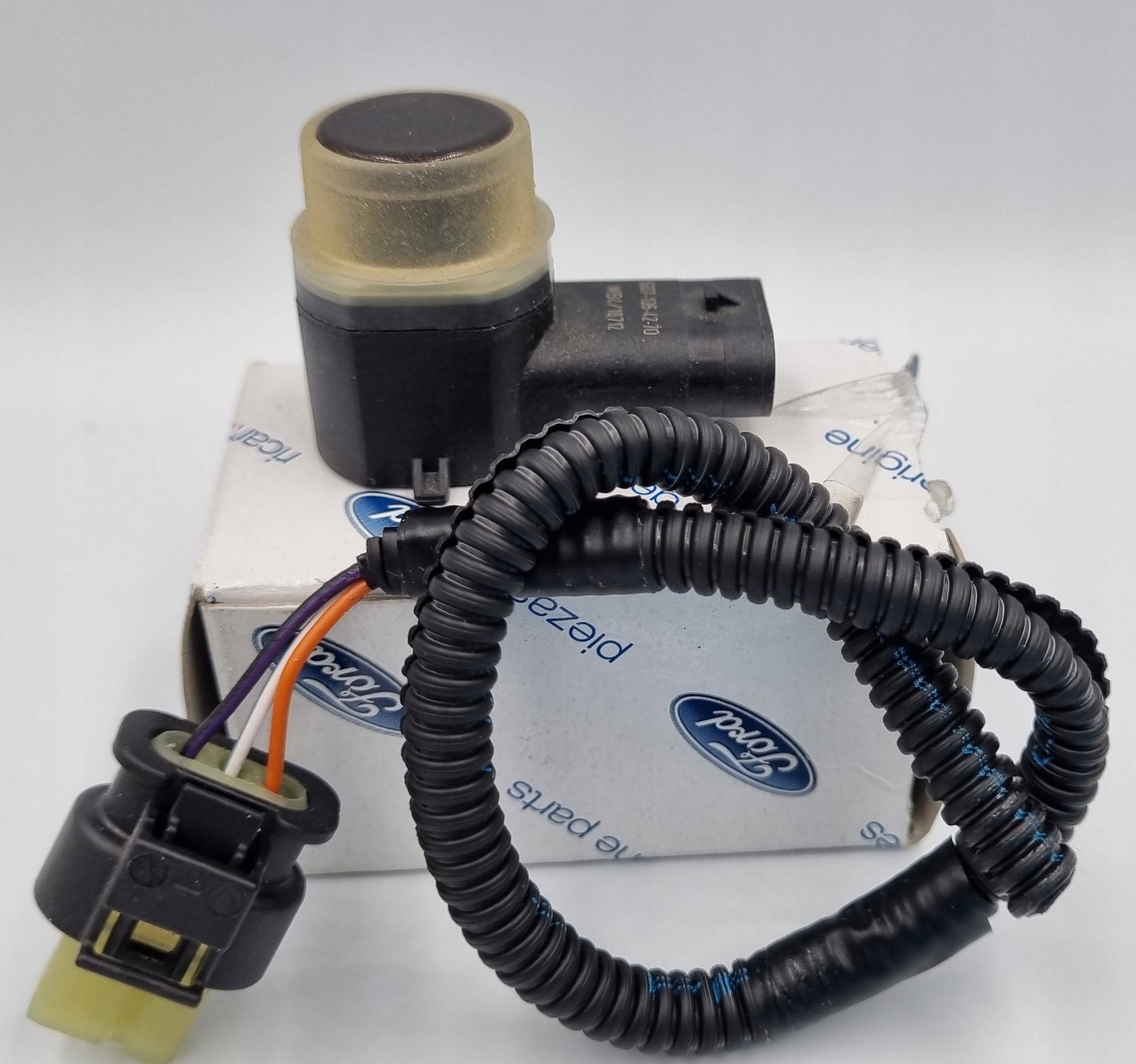 AM5T-15C868 - Датчик PDC FORD AM5T-15C868-AAW FORD GALAXY MK3