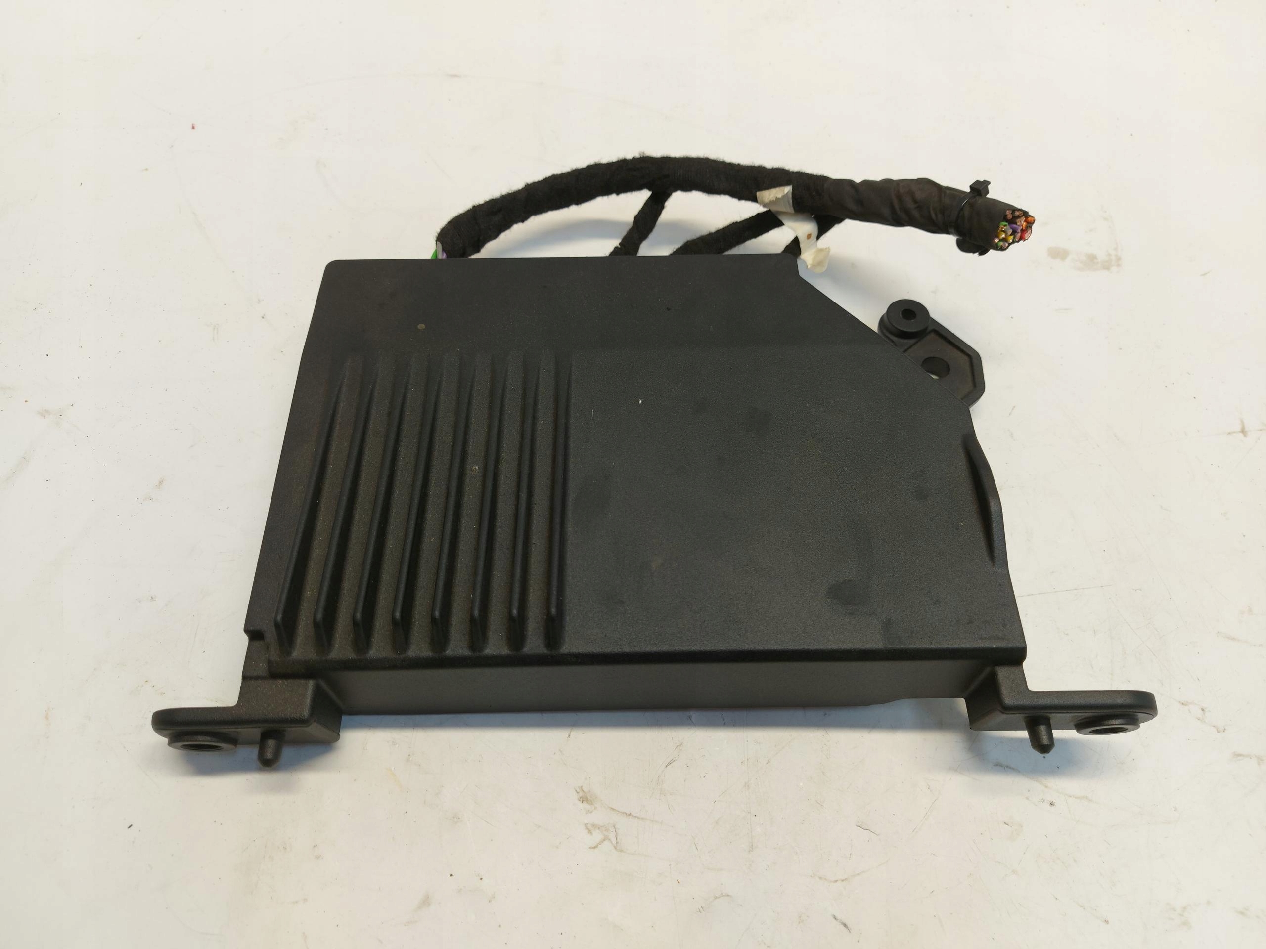 VOLVO XC60 II amplifier audio 32265284