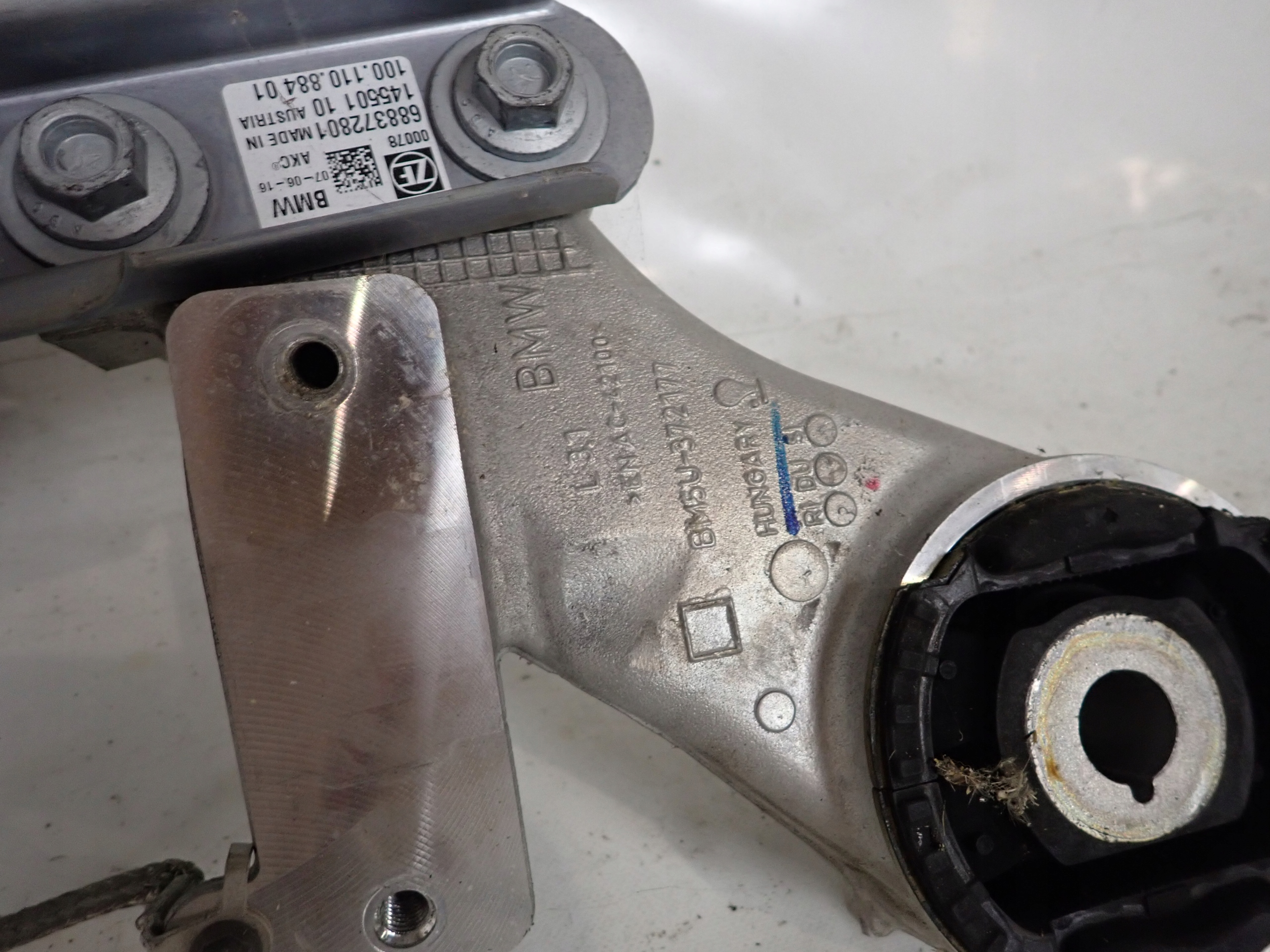 BMW 5 G30 subframe rear part axis SKRETNA AKTUATOR HSR