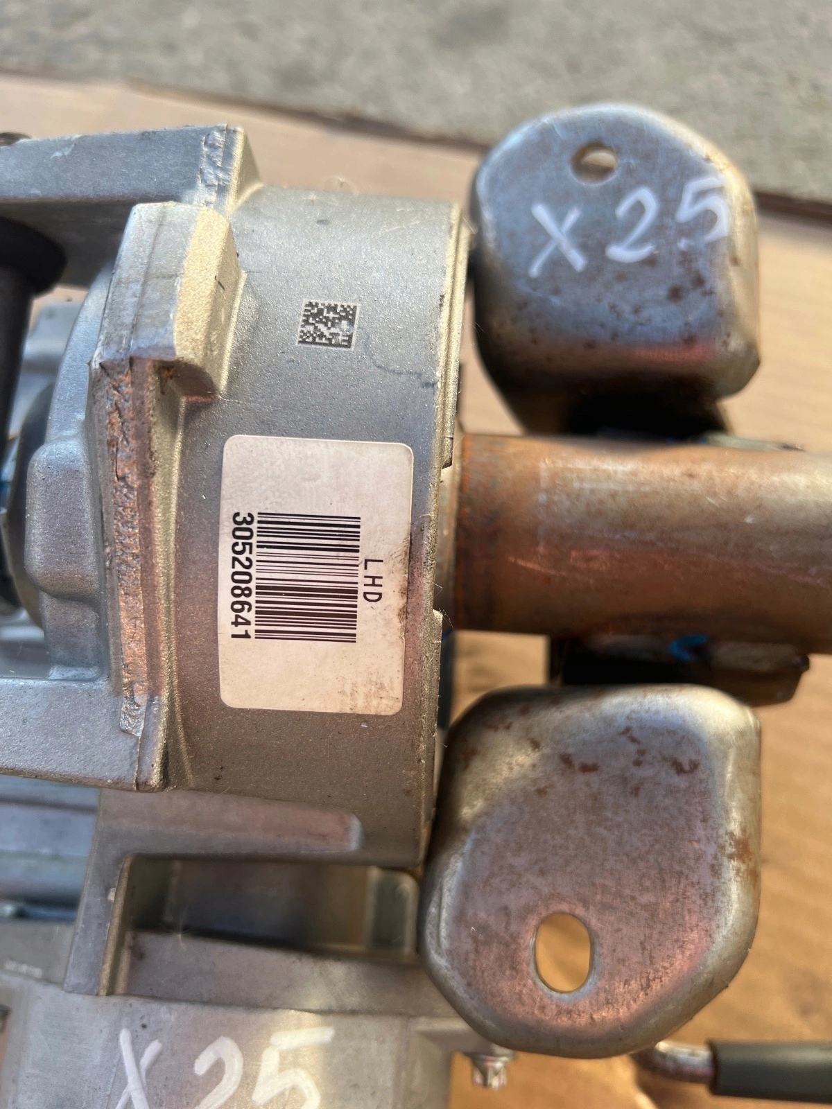 Ford KA steering wheel rod control electrics 735585205 28160372 D232