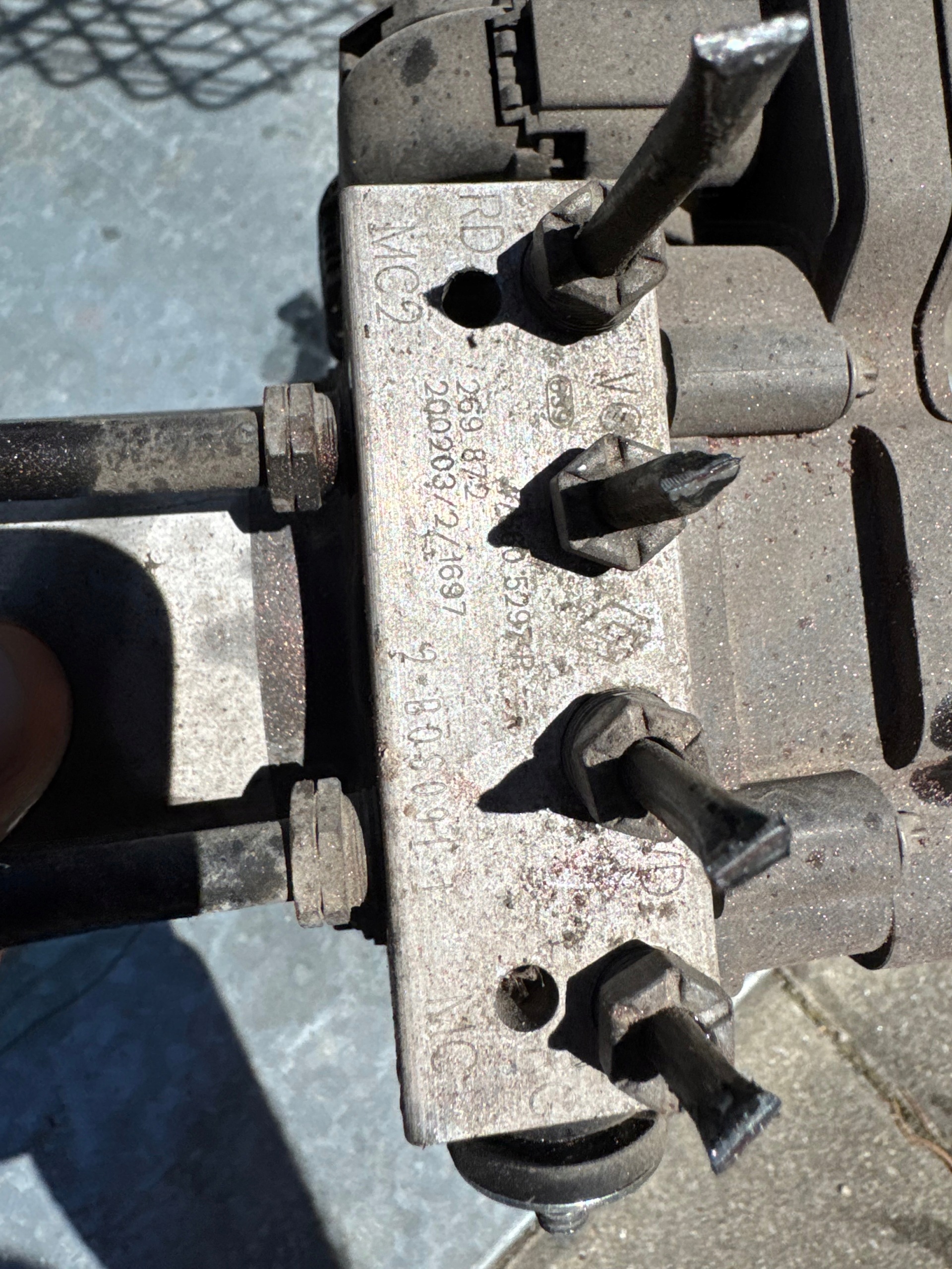 RENAULT MASTER Servofreno ABS 476605297R EUROPA