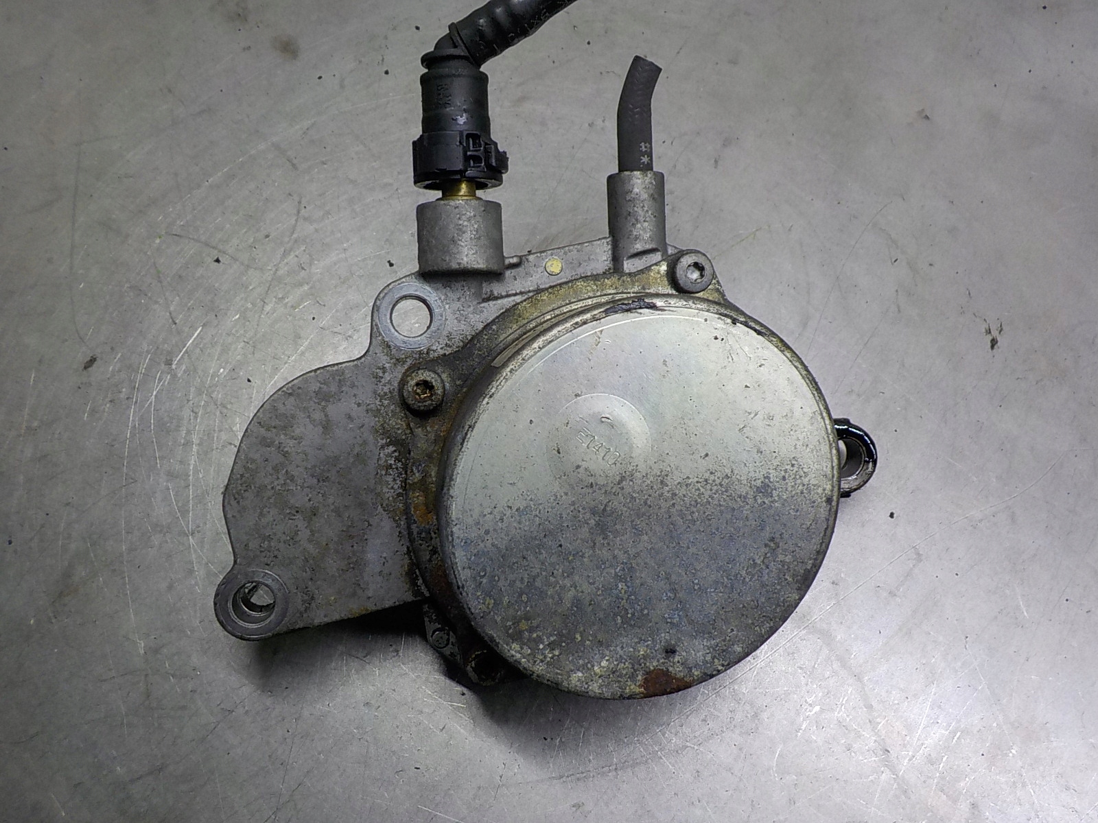 OPEL ASTRA J 1.7 CDTI POMPA VACUM 7009690201 Typ silnika Diesel