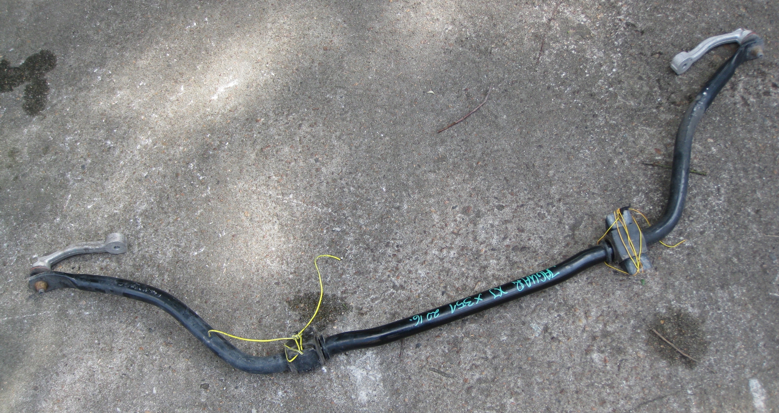 JAGUAR XJ X351 FL 3.0D 16R stabilizer rod