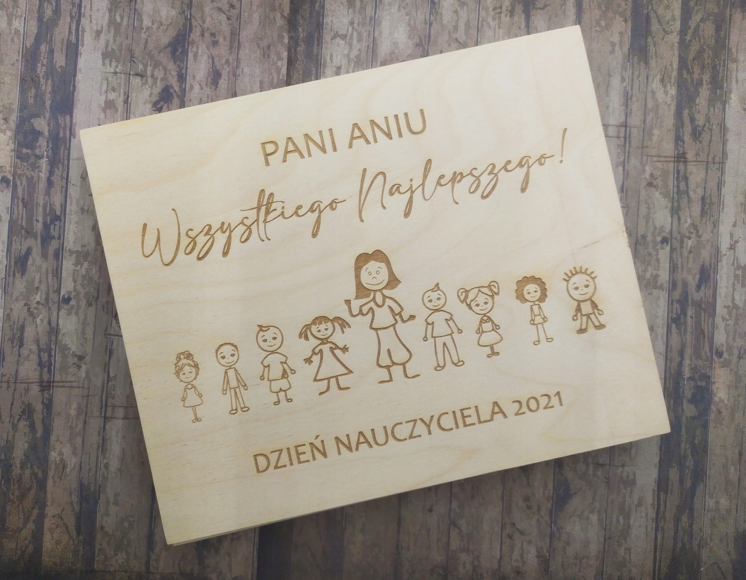 DZIEŃ NAUCZYCIELA PUDEŁKO NA MERCI