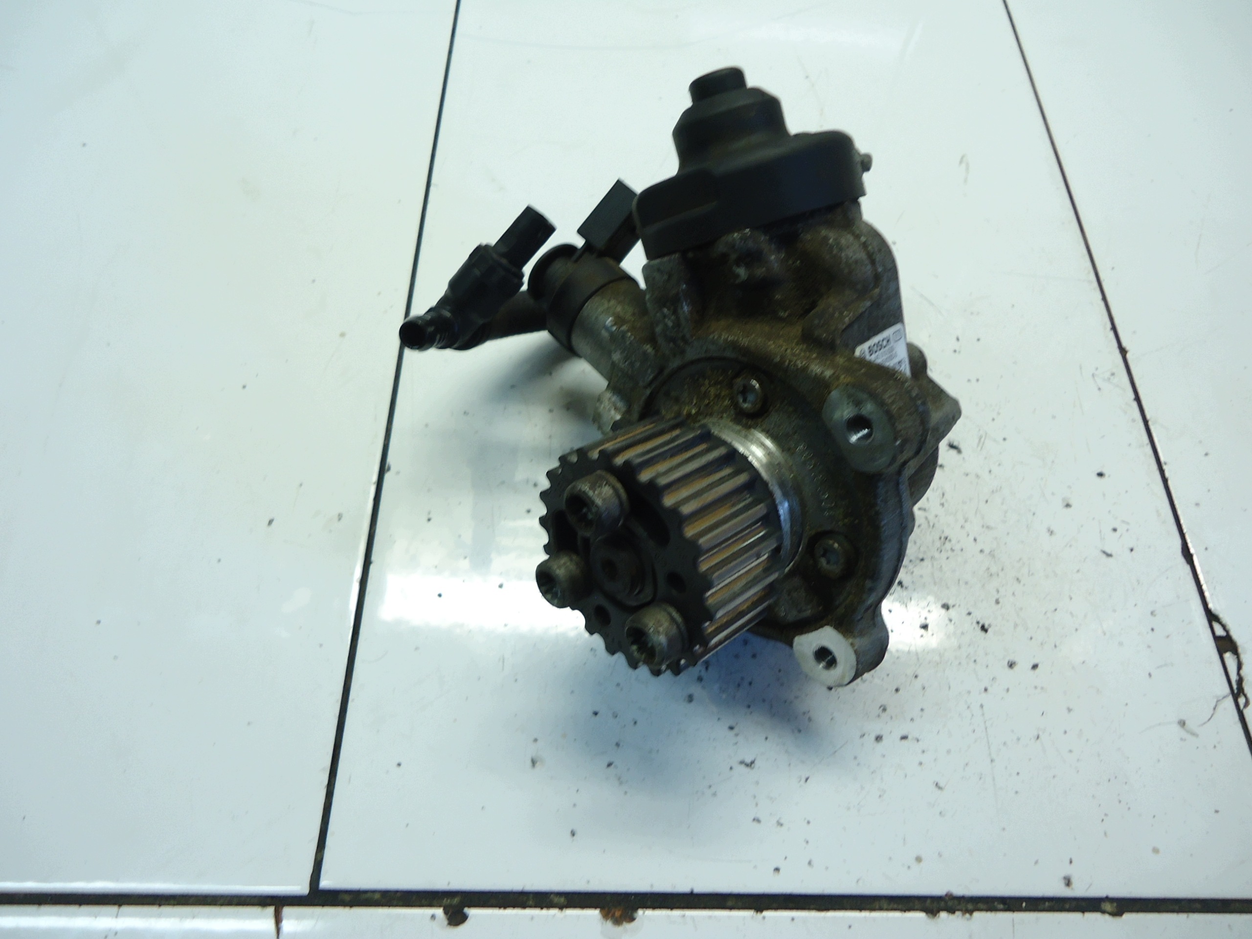 VW AUDI SKODA SEAT 2.0TDI CFF Einspritzpumpe 0445010529