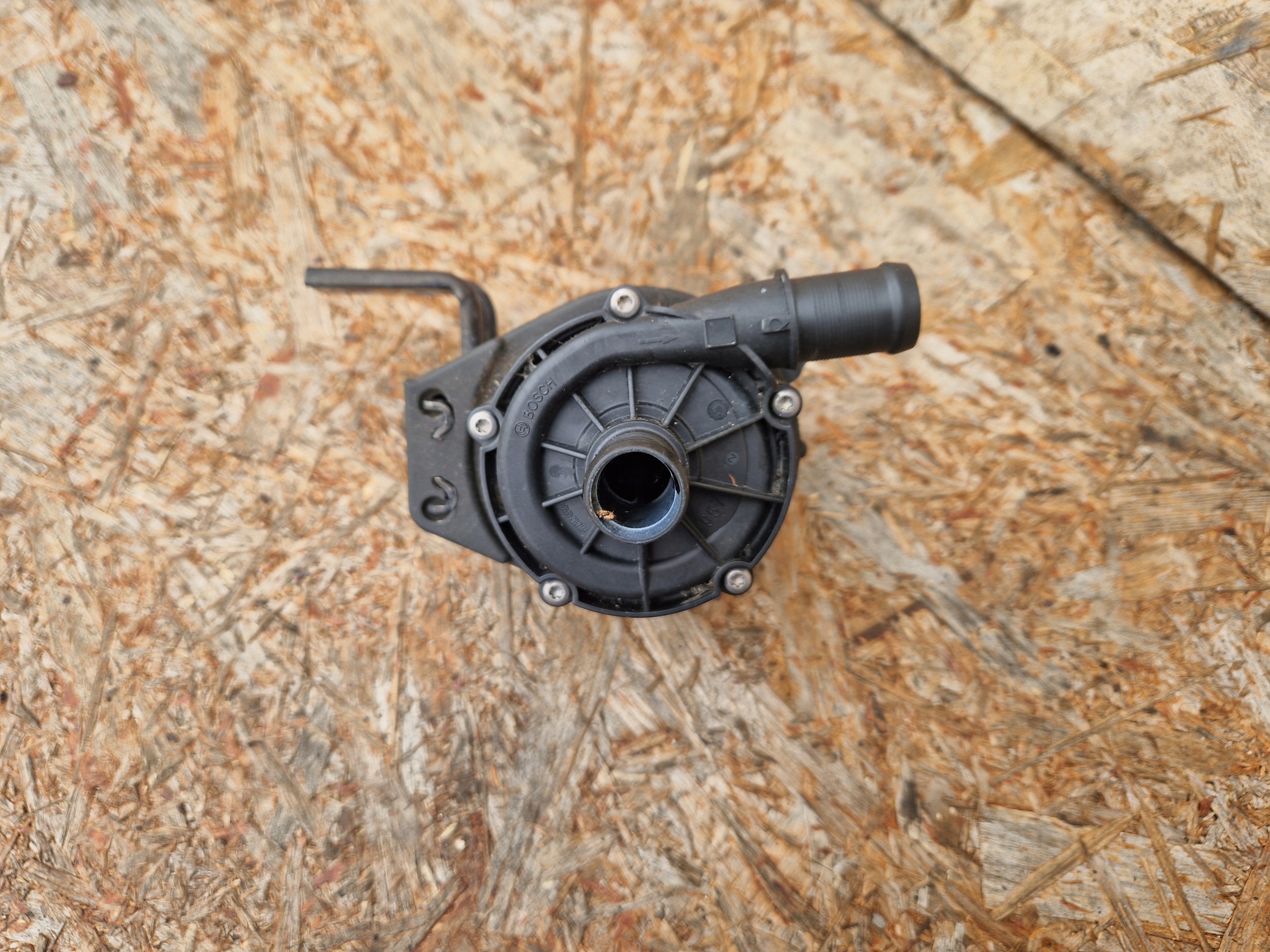 supplementary water pump RENAULT 1.5DCI 210108197R