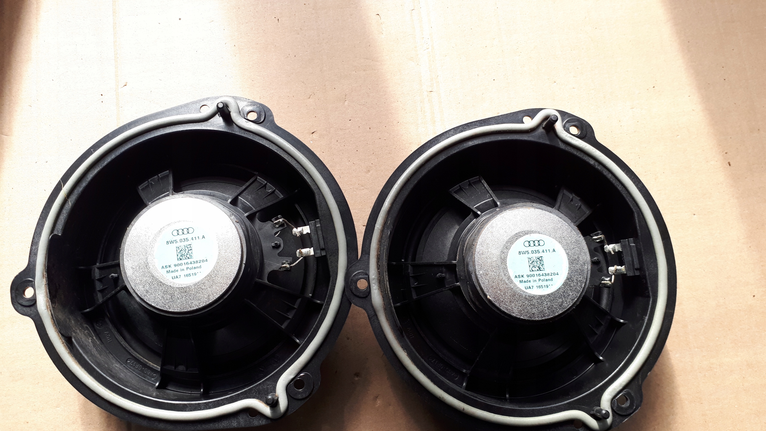 S4 B9 A4 8W speaker door bang OLUFSEN rear part
