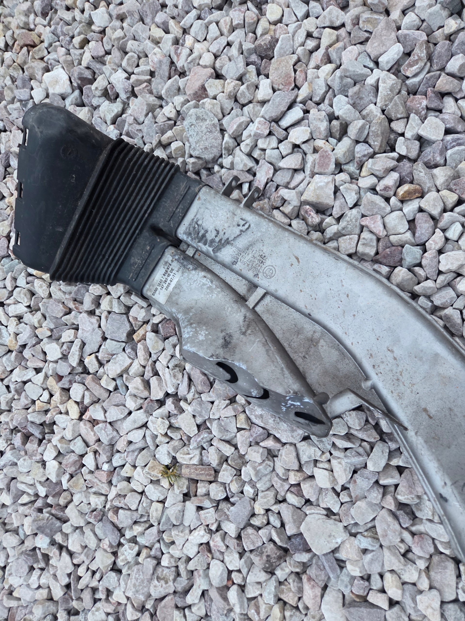 air hose BMW E60 E61 7561030