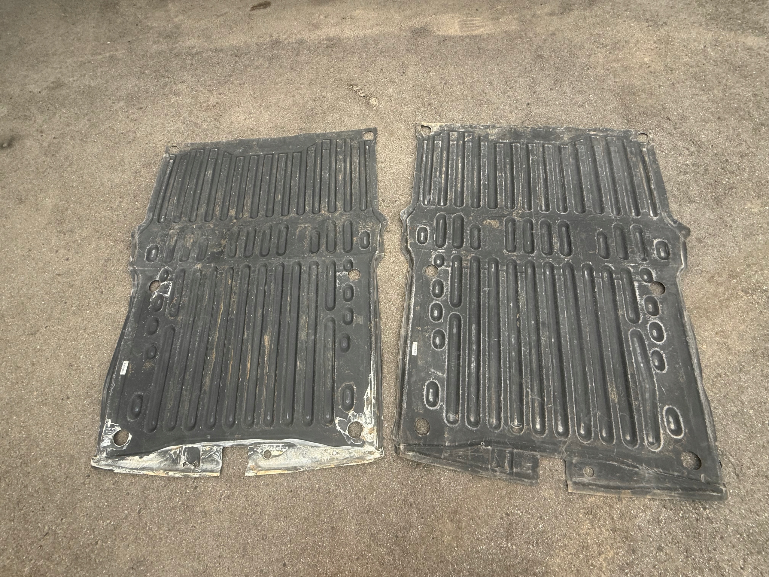 Berlingo PARTNER IV 4 Combo e 19- ковер багажника