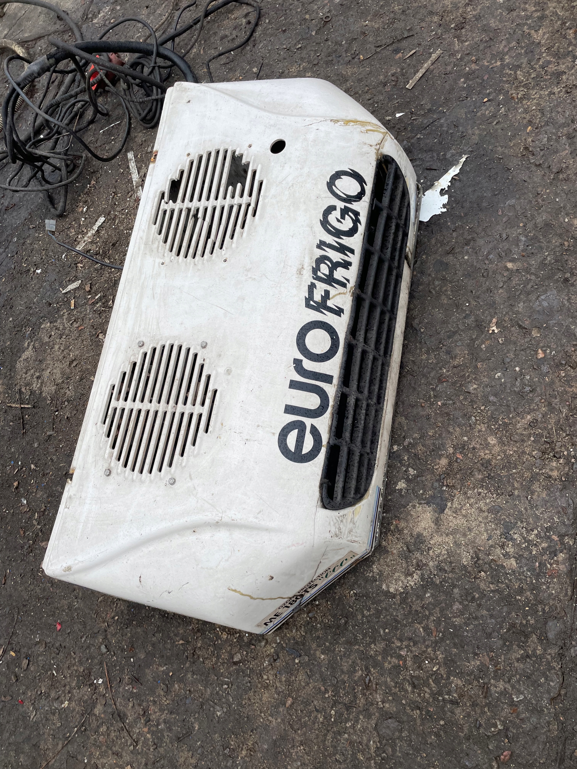 АВТОМОБІЛЬНИЙ ХОЛОДИЛЬНИК EUROFRIGO ME 180 TS ECO