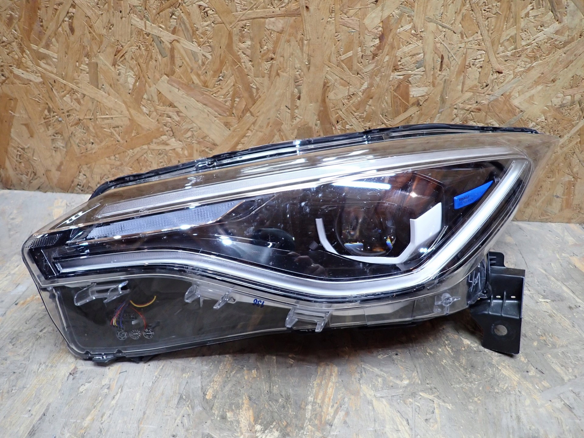 LAMPA LEWA REFLEKTOR LEWY FULL LED RENAULT ZOE LIFT 2018 260609388R