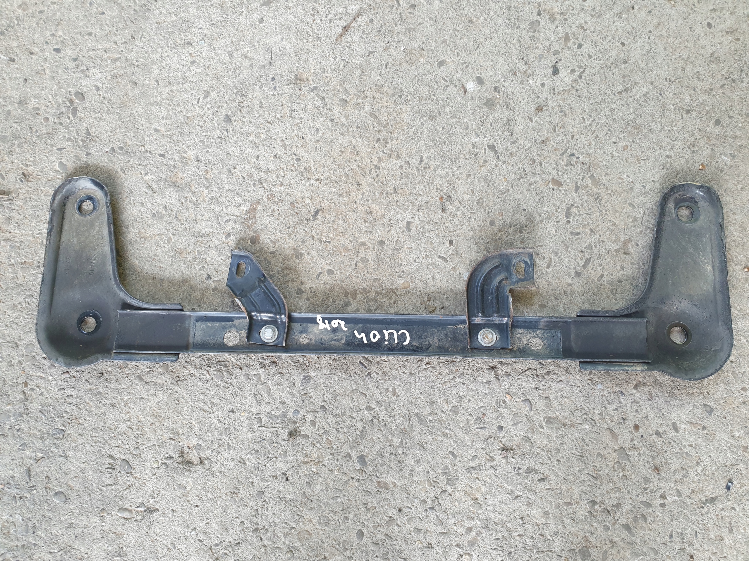 sider console holder bracket CLIO IV 4 2013- 8200537434