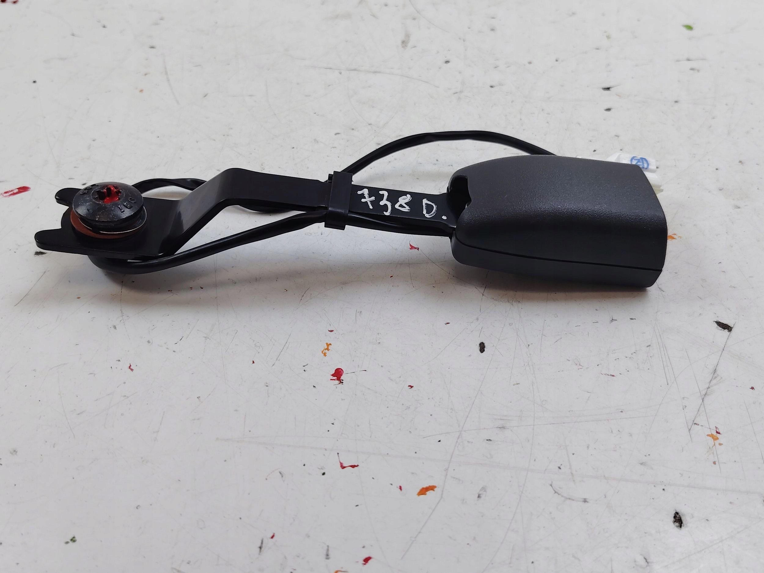 2010 Chevrolet SPARK крепление ремня переднего на