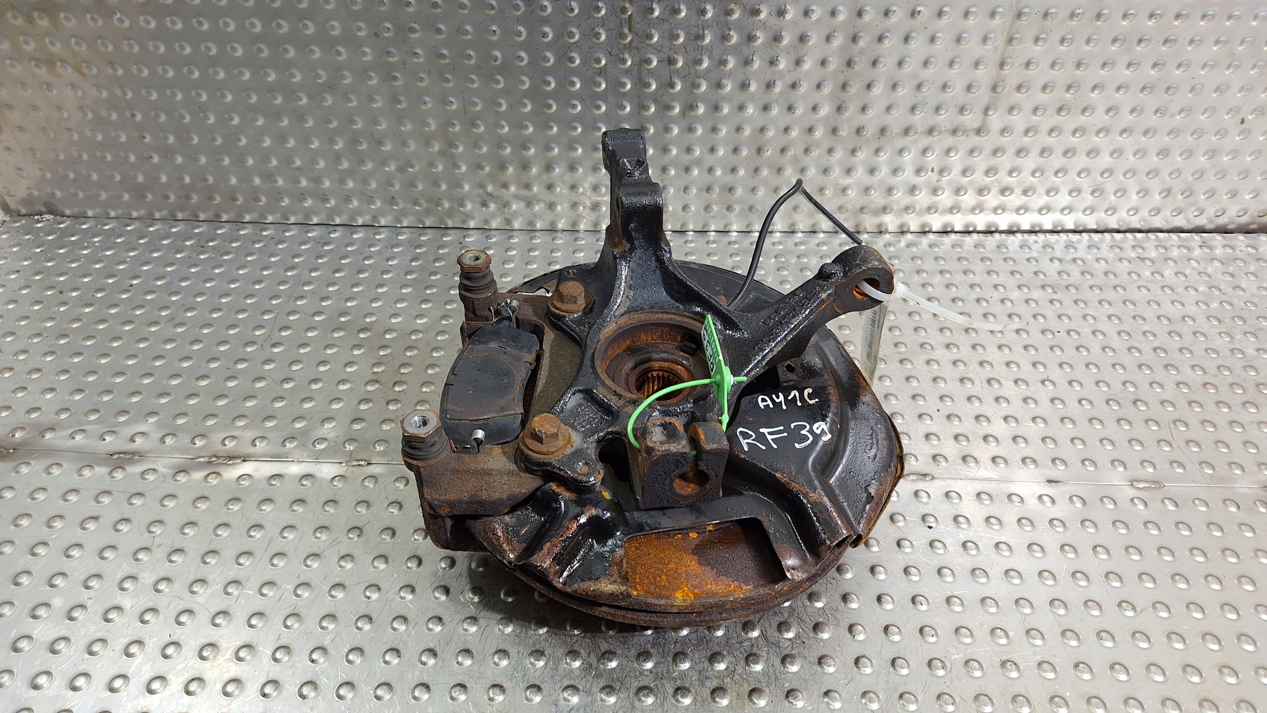 swing right front AY1C-3K170-BA FORD FIESTA MK7 LIFT B-MAX