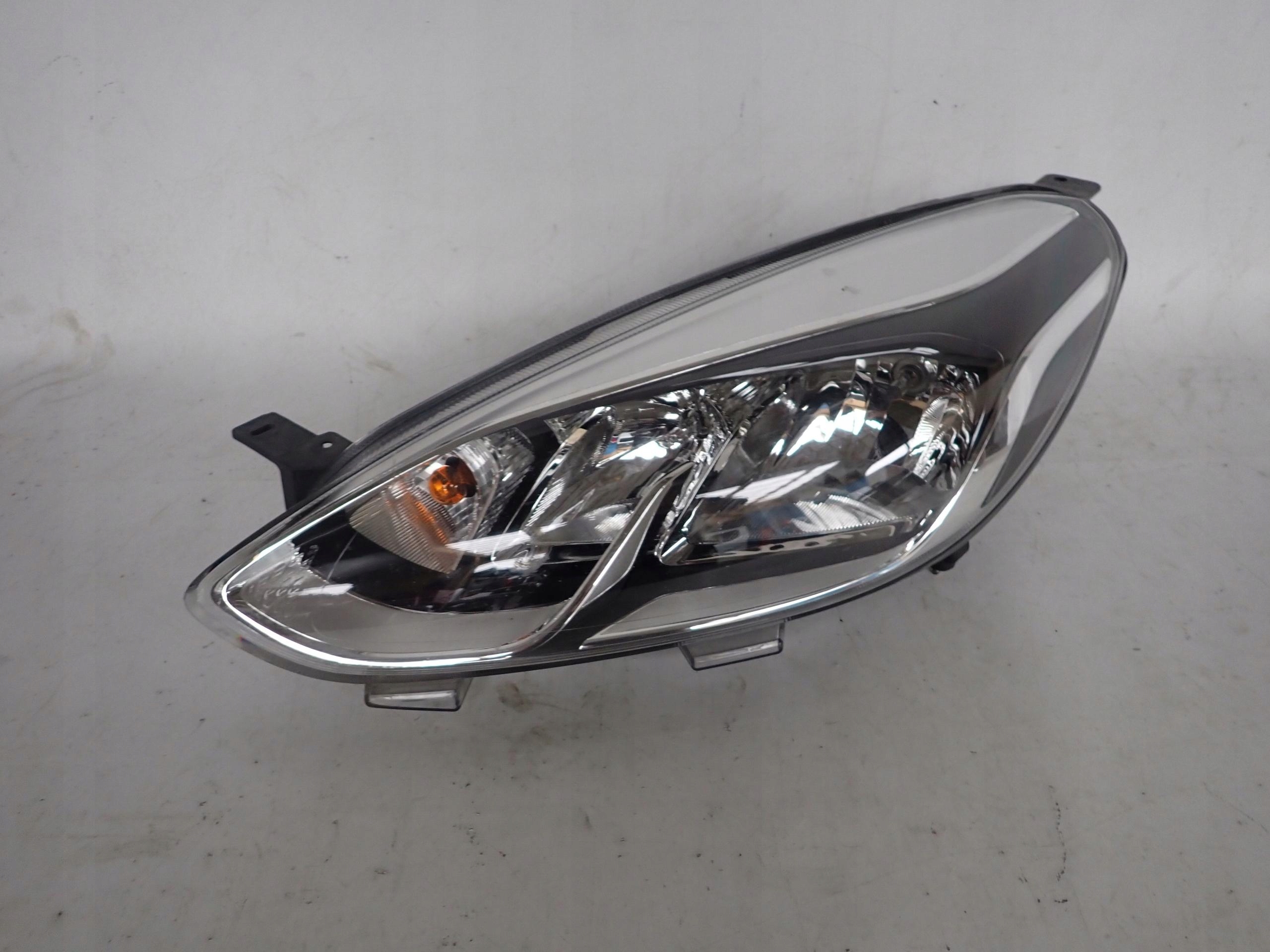 FORD FIESTA VIII 8 MK8 16-21 light left front front