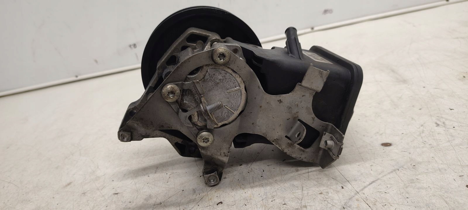 Pompa servosterzo BMW E83 X3 2,0D