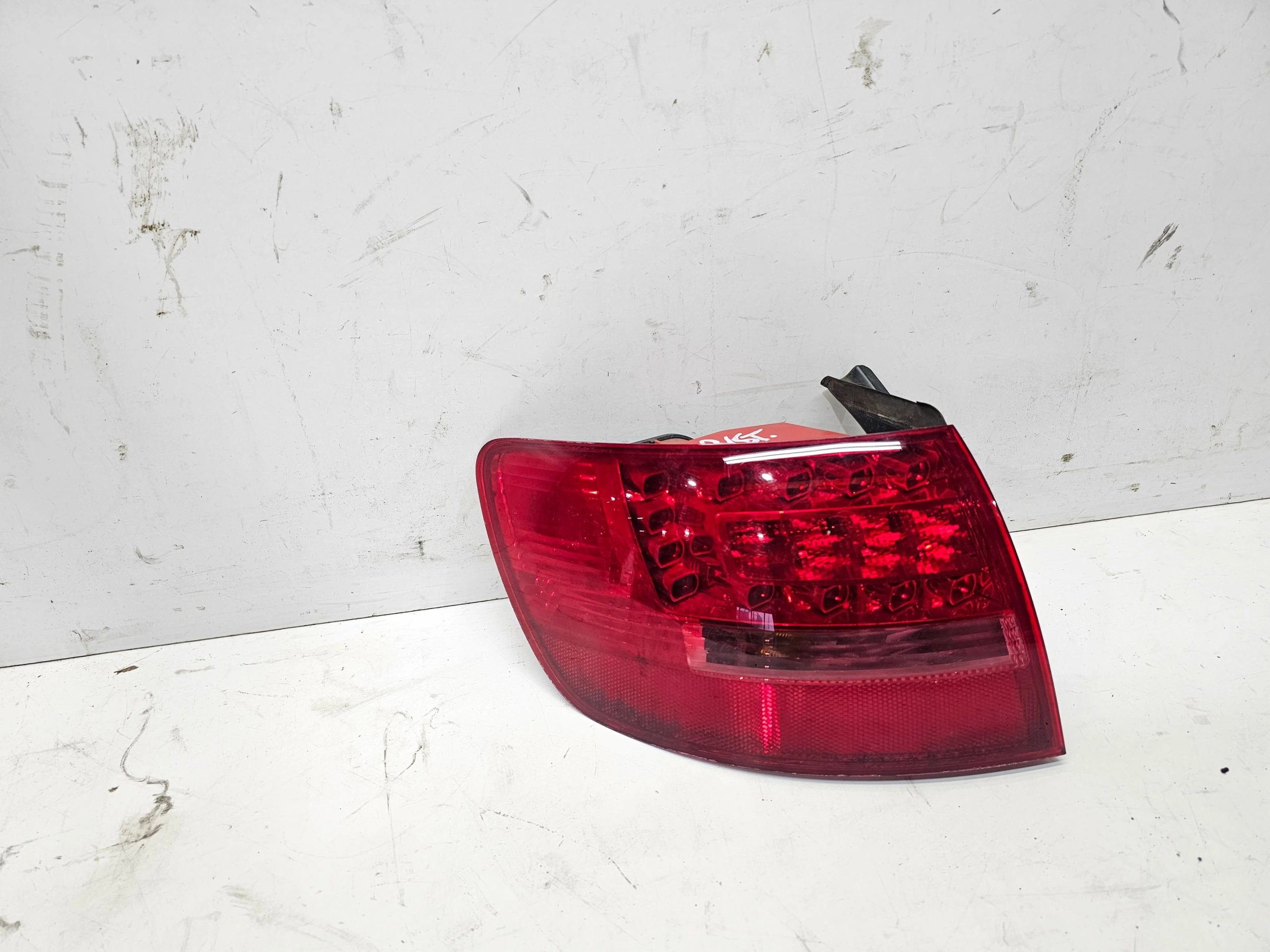 light left rear part W fender LED AUDI A6 C6 4F9945095B original