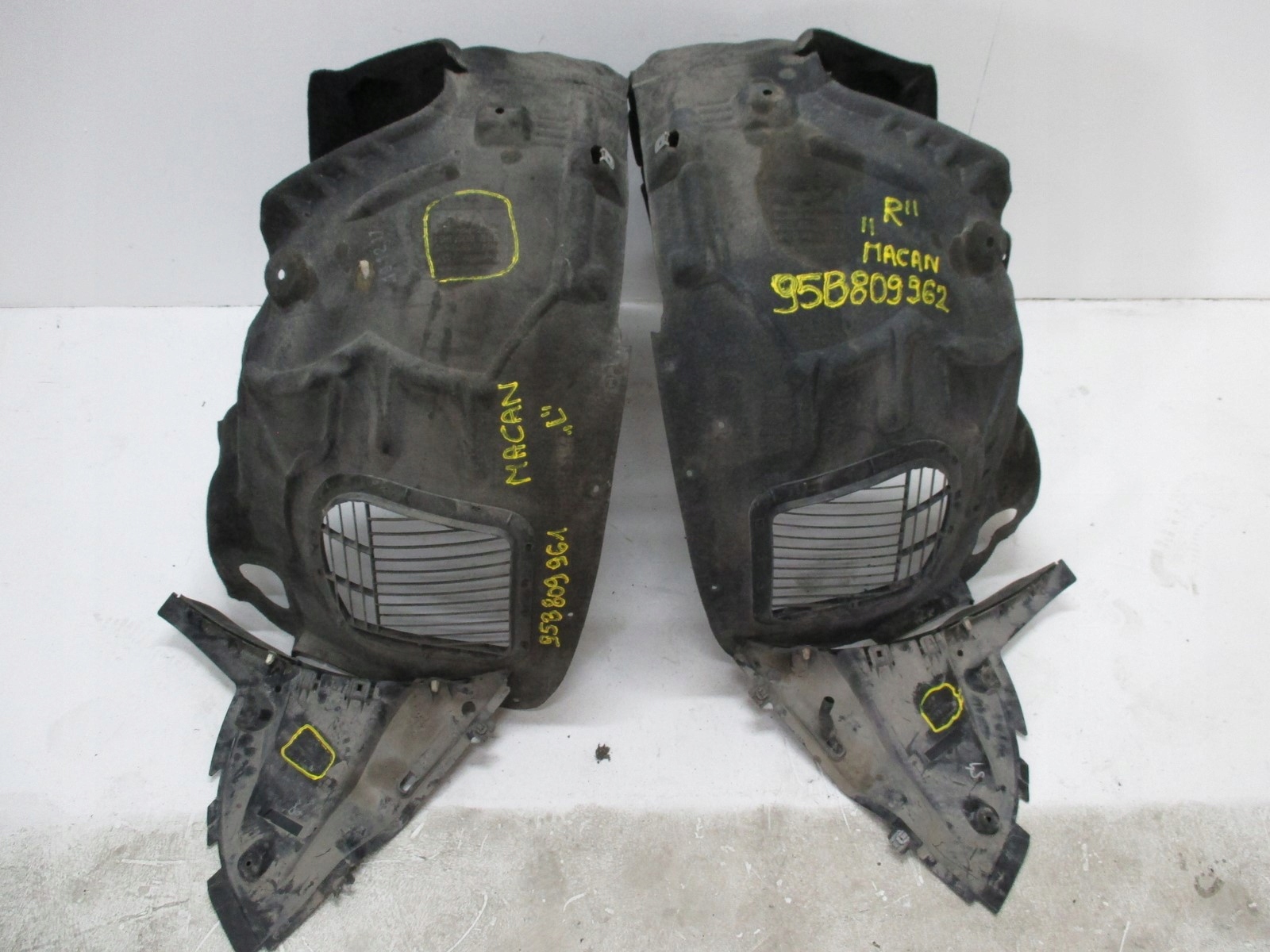 nadkole PORSCHE MACAN 95B809961 LEWE