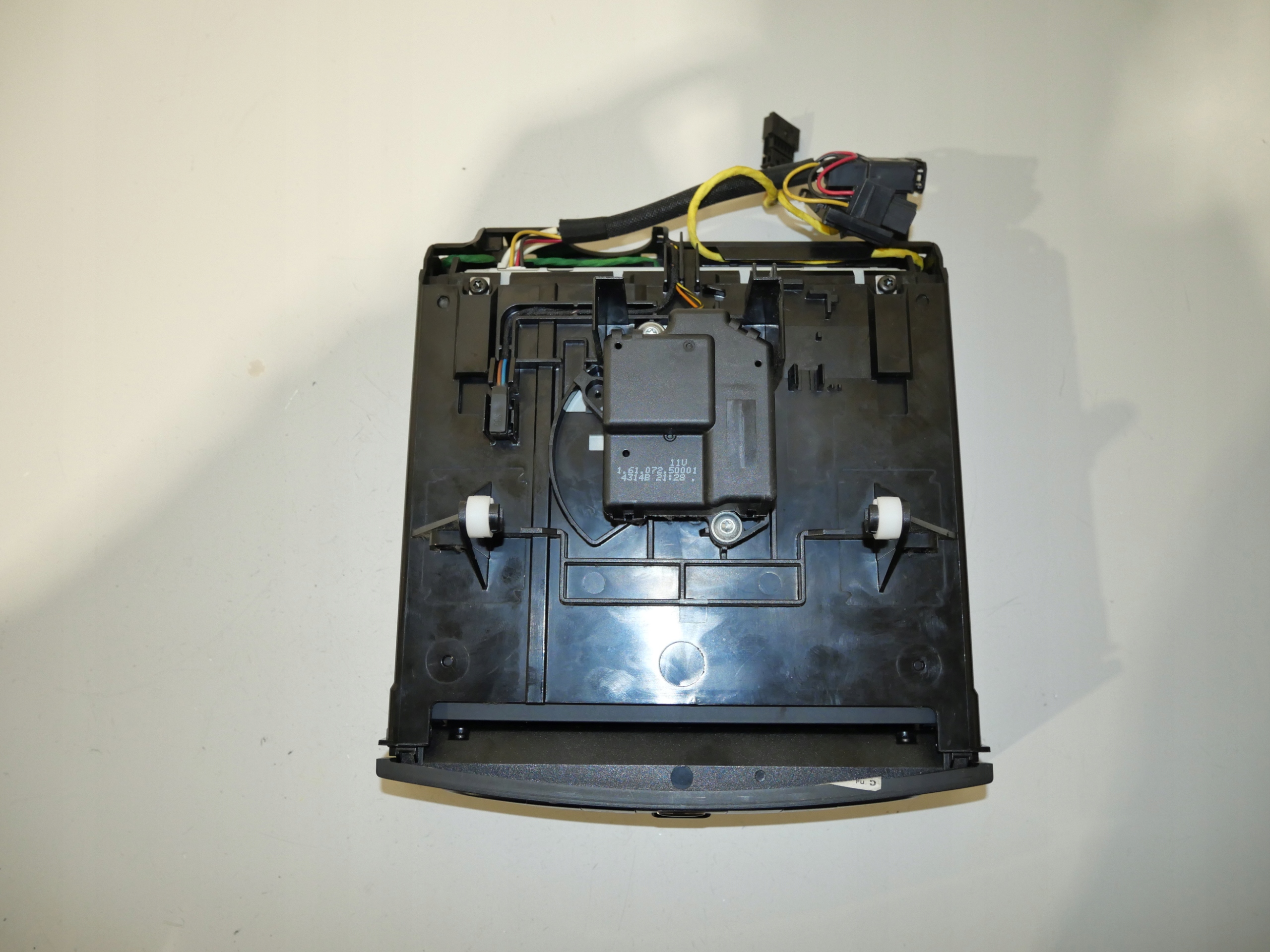 MERCEDES W219 CLS PANEL Pulsante A2116800552