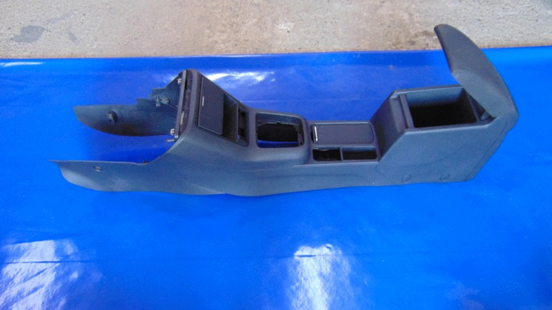 bracciolo TUNEL media EUROPA VW TIGUAN e 5N 07-16R