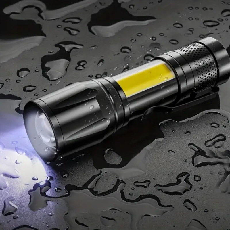 LATARKA TAKTYCZNA LED ZOOM KIESZONKOWA AKUMULATOROWA Z KIPSEM USB + ETUI Waga 50 g