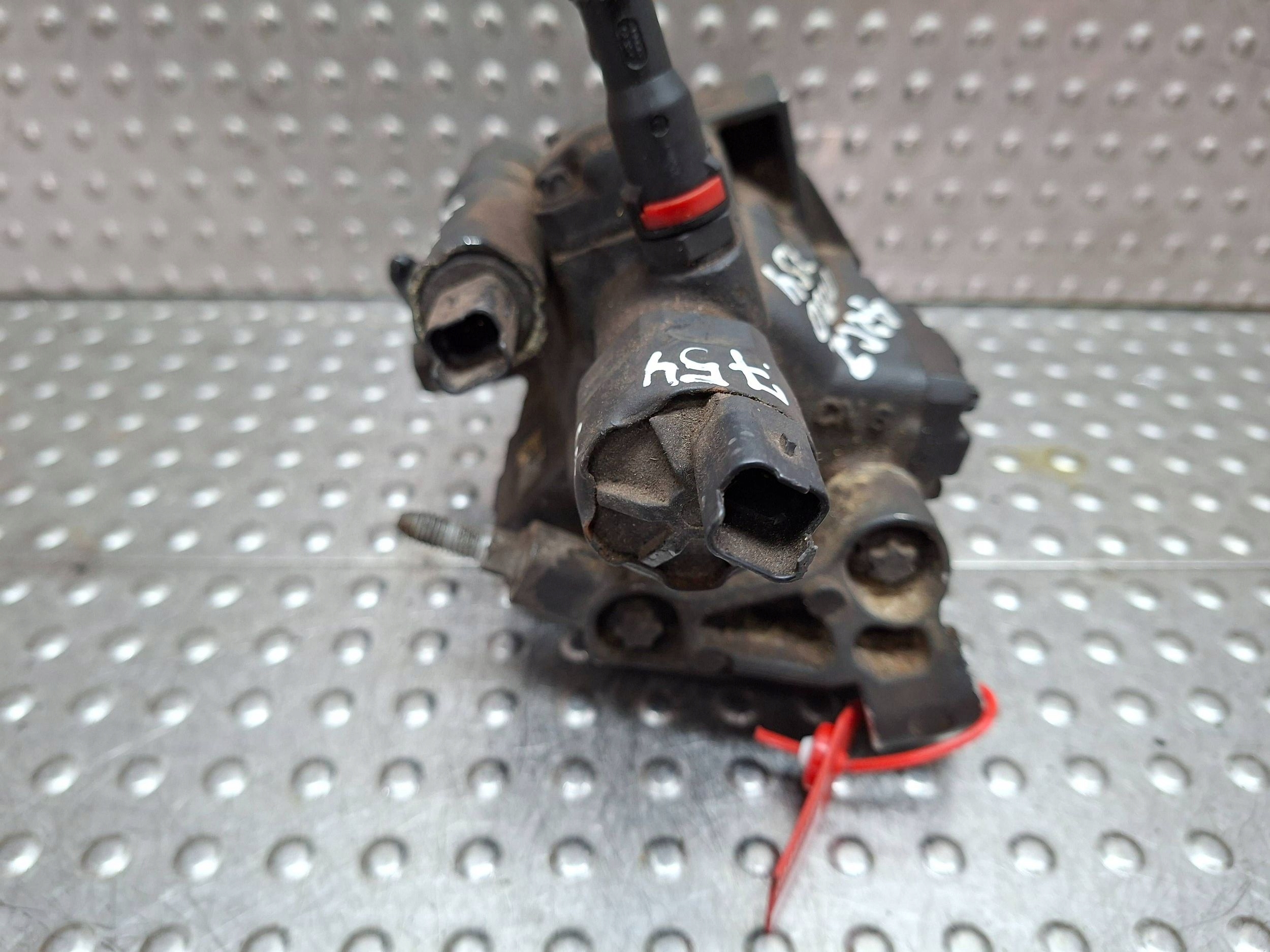 Einspritzpumpe SIEMENS 8200430599 RENAULT MEGANE II 1.5 DCI 2006