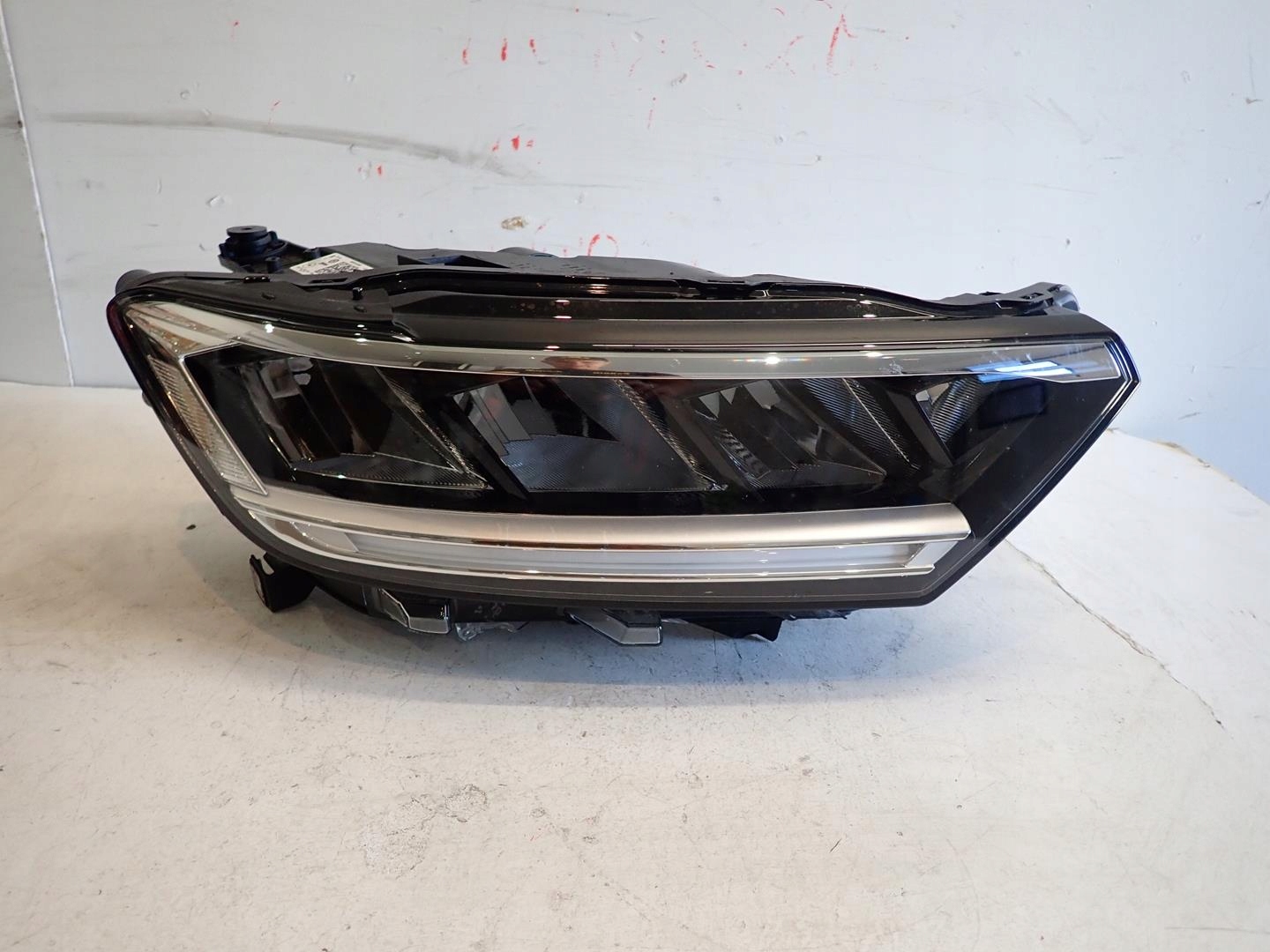 light front front right VW T-ROC LIFT 2021- 2GA941006F