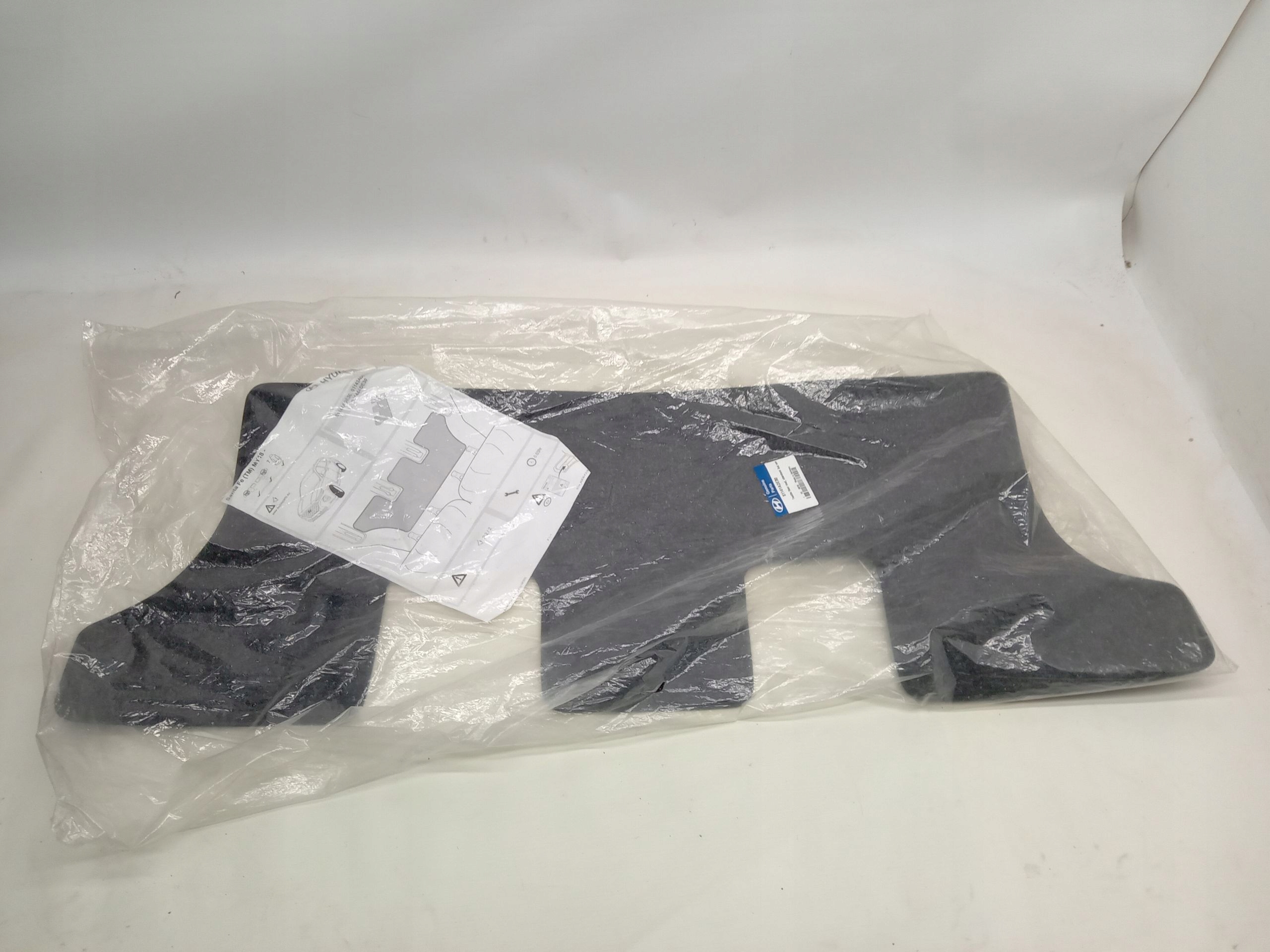 NOWY DYWANIK WELUROW HYUNDAI SANTA FE 3 RZĄD