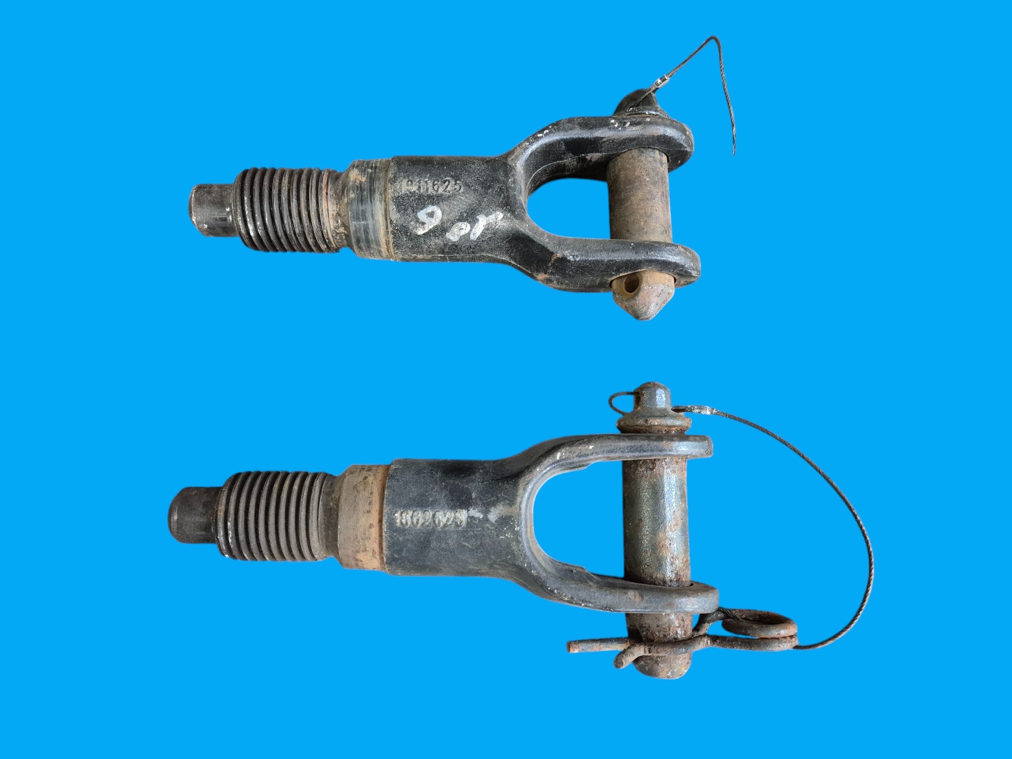 ZACZEP HAK HOLOWNICZY UCHO DAF XF 106 EURO 6