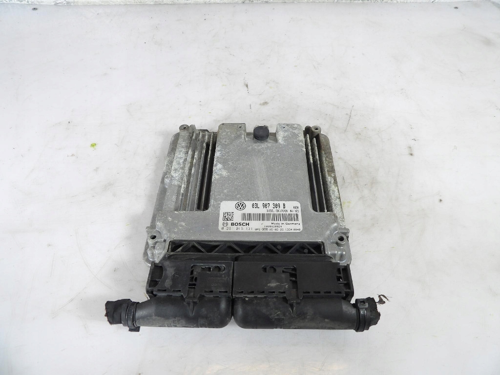 VW PASSAT B6 2.0TDI control unit of the engine 03L907309B