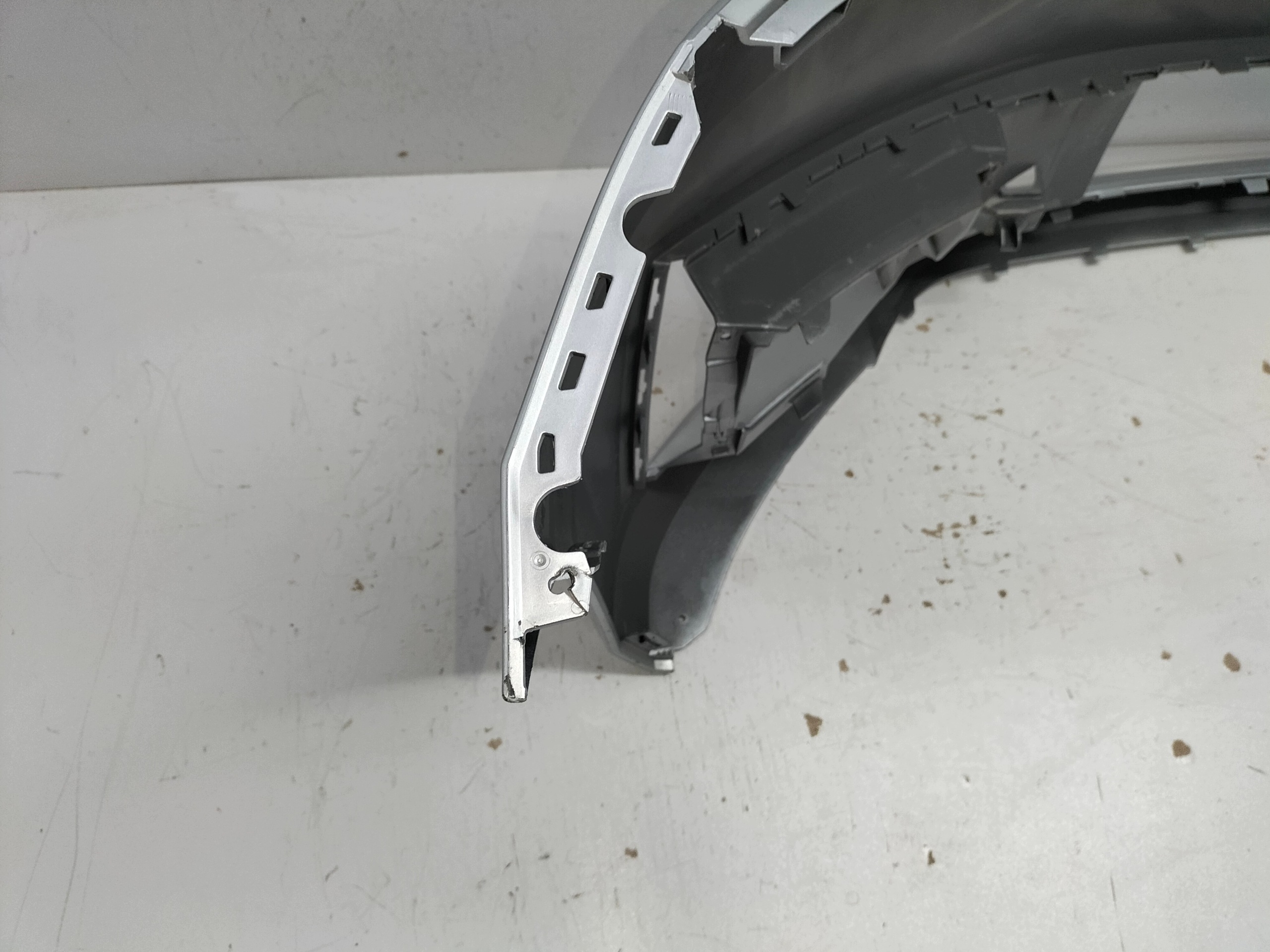 Frontstoßstange vorne SKODA FABIA 4 IV 21
