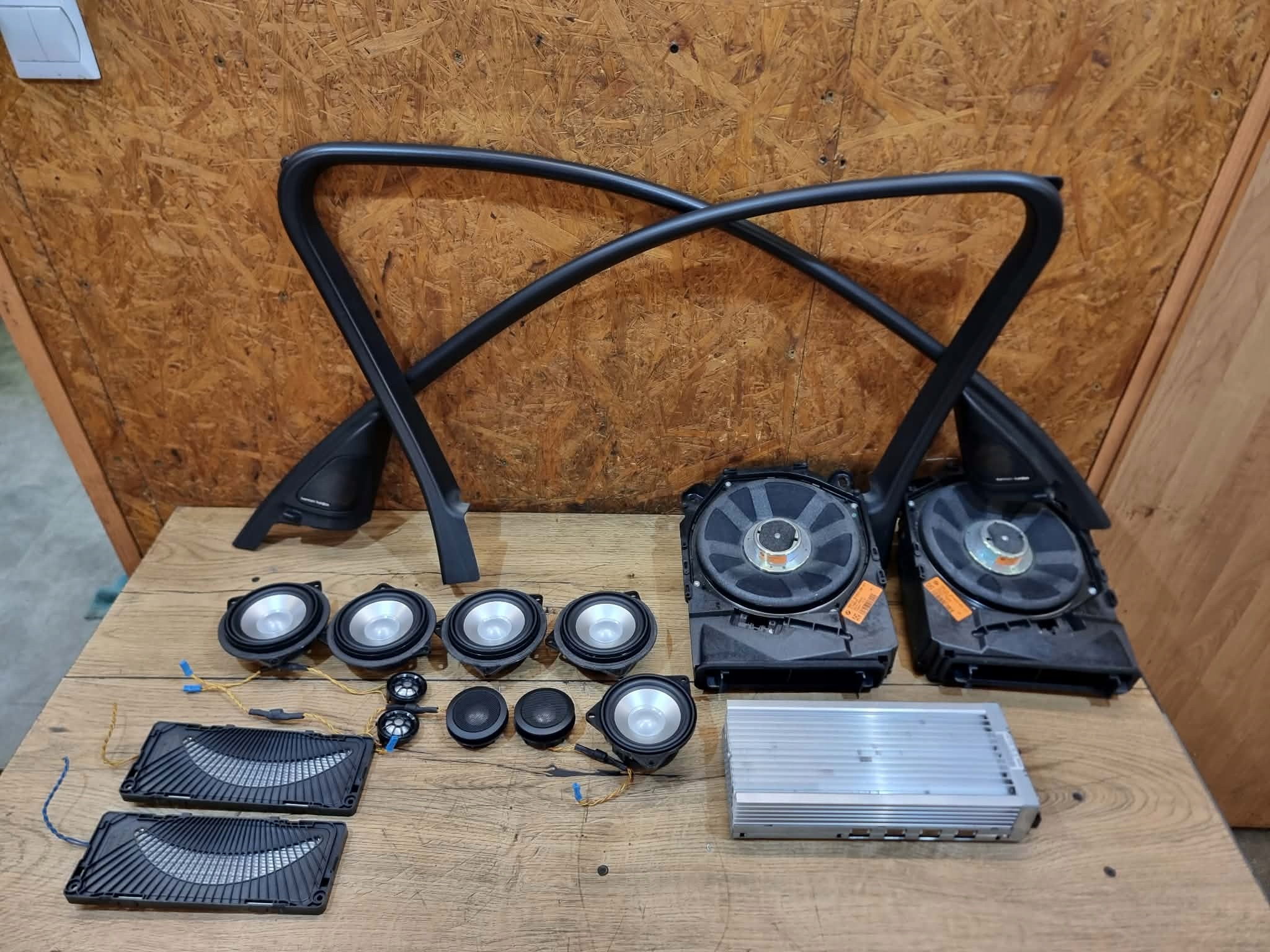 BMW E90 E91 GŁOŚNIKI HARMANN LOGIC7 TOP HIFI KOMPLET IDEALNE