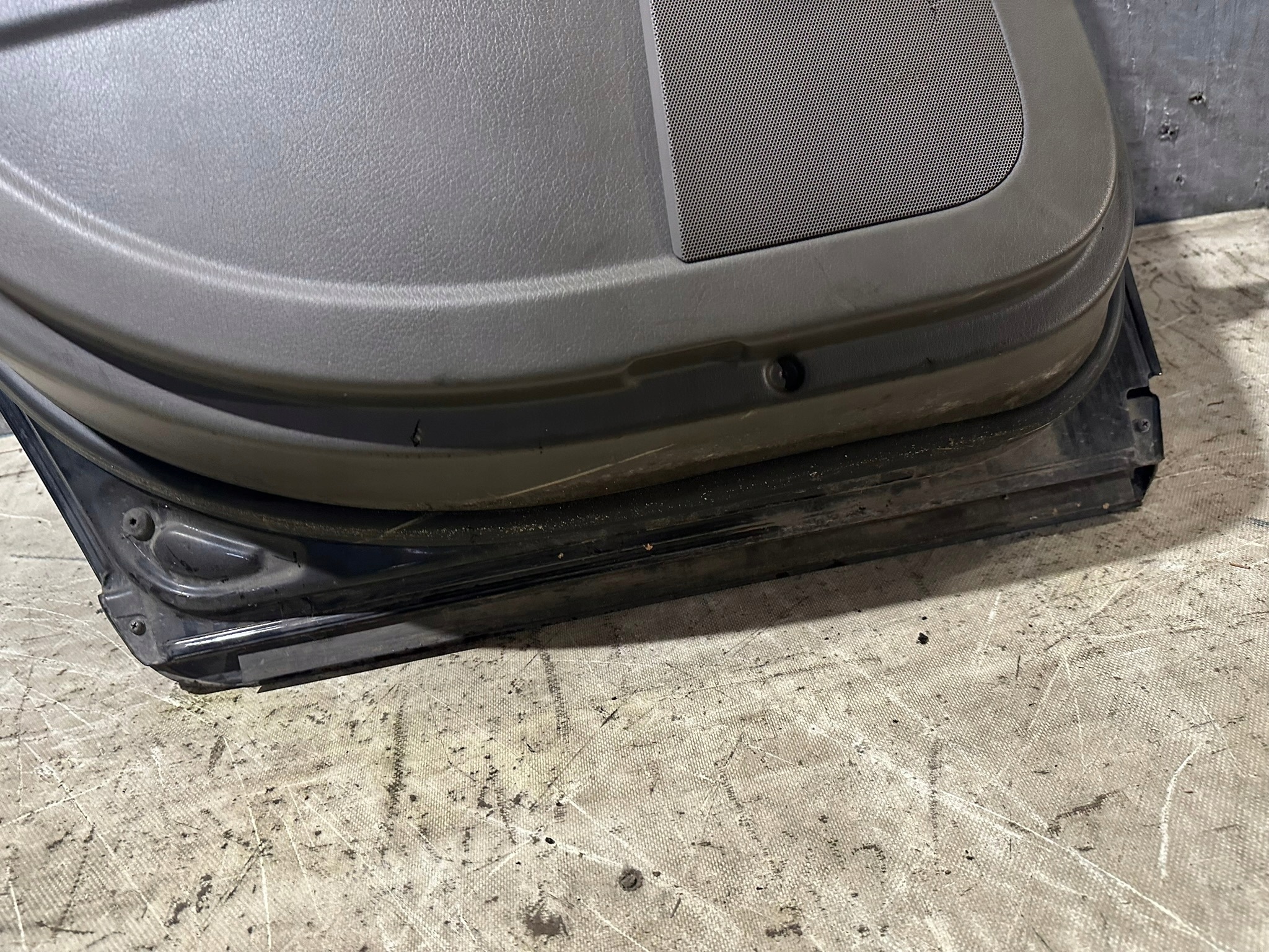 tür links heck AUDI A4 B6 KOMBI LZ9W