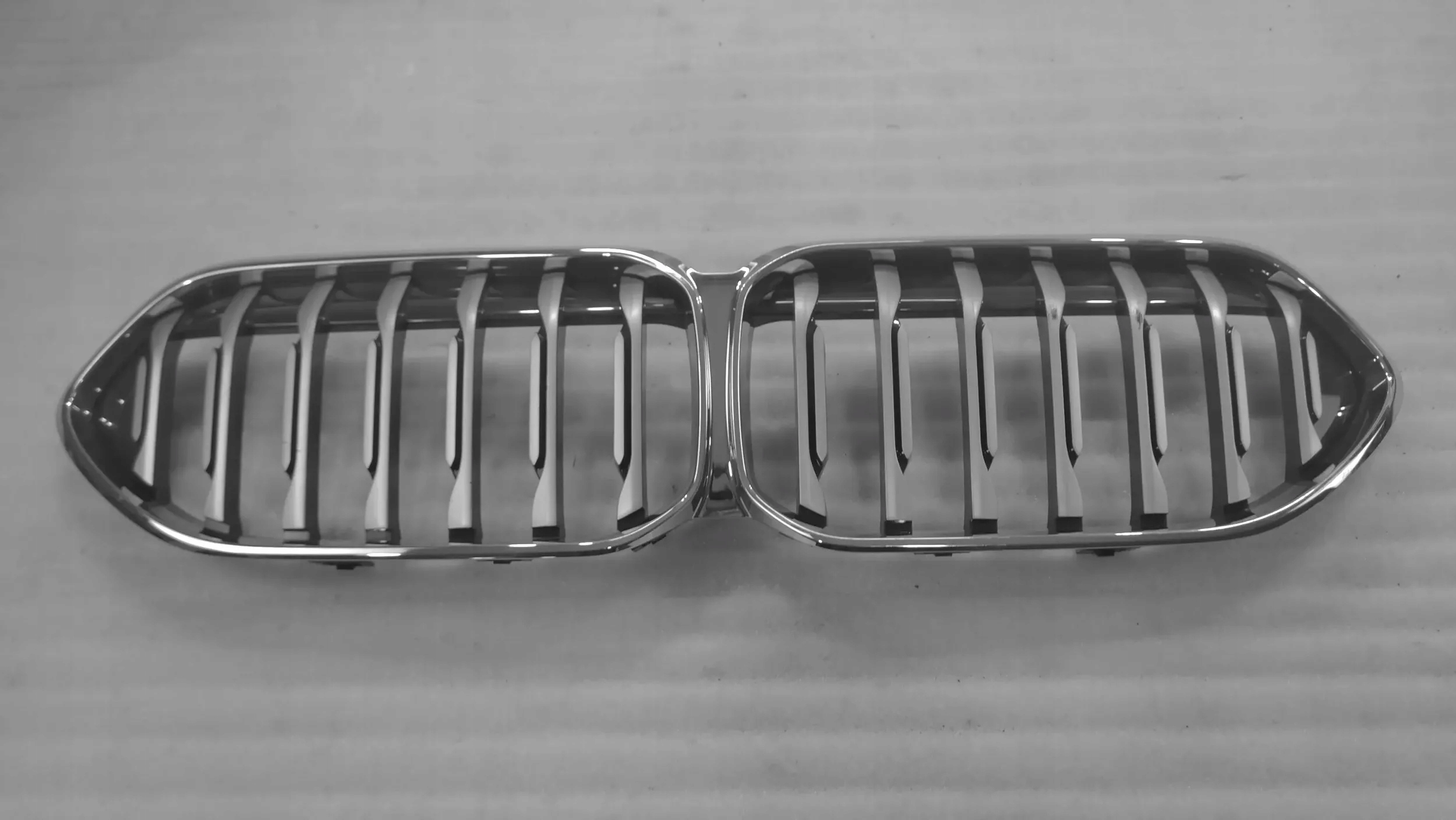 BMW 2 F44 Kühlergrill FRONTGRILL Kühlergitter 1372581 - Thumbnail 1