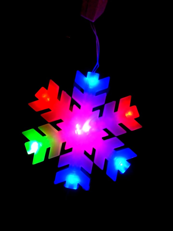 

Ozdoba Świąteczna Led Płatek Śniegu Kolor Gwiazda