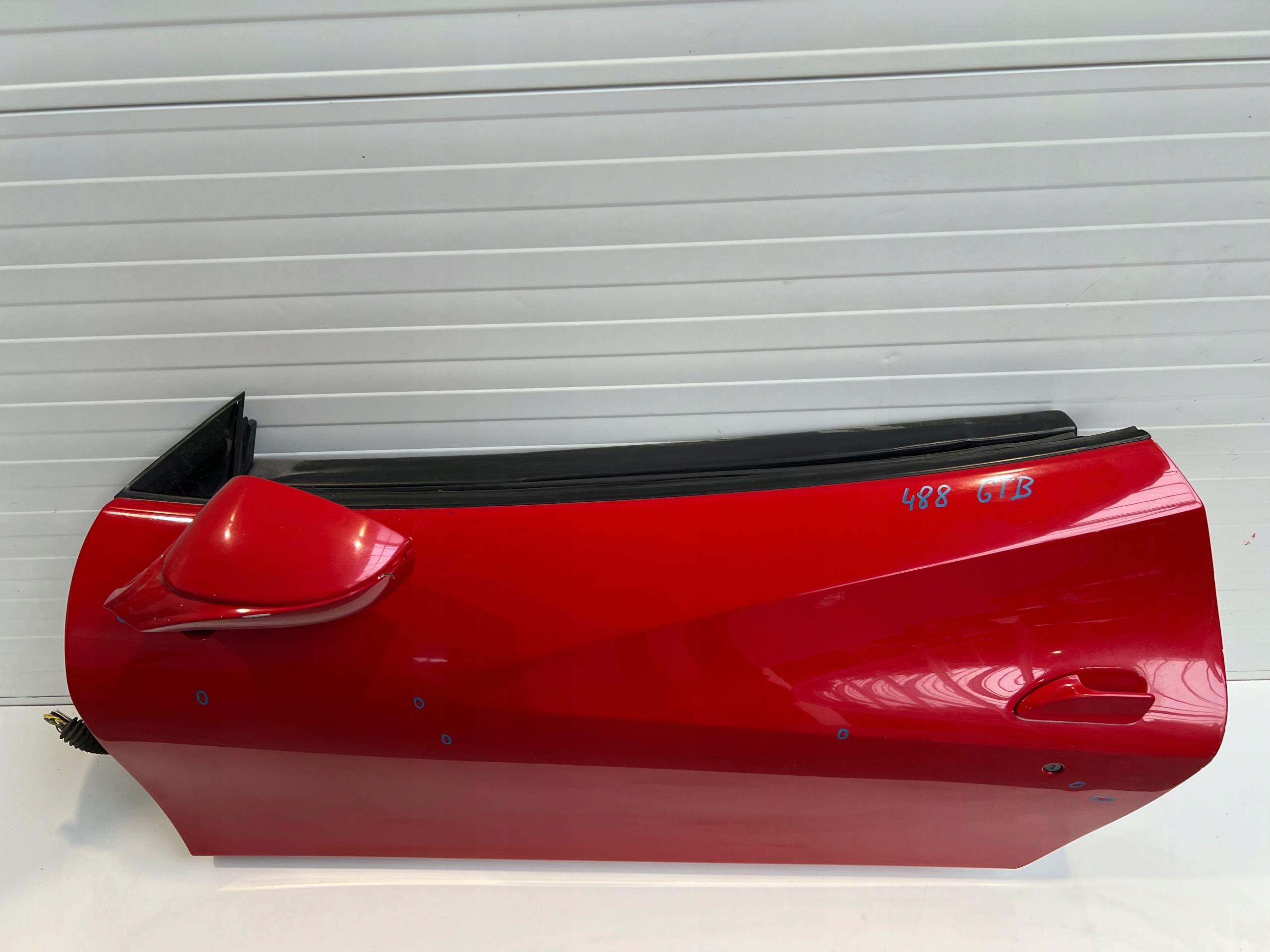 DRZWI LEWY PRZÓD FERRARI 488 GTB