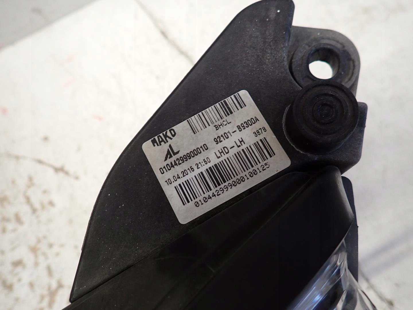 light front front left HYUNDAI I10 II 2014- 92101-B9300