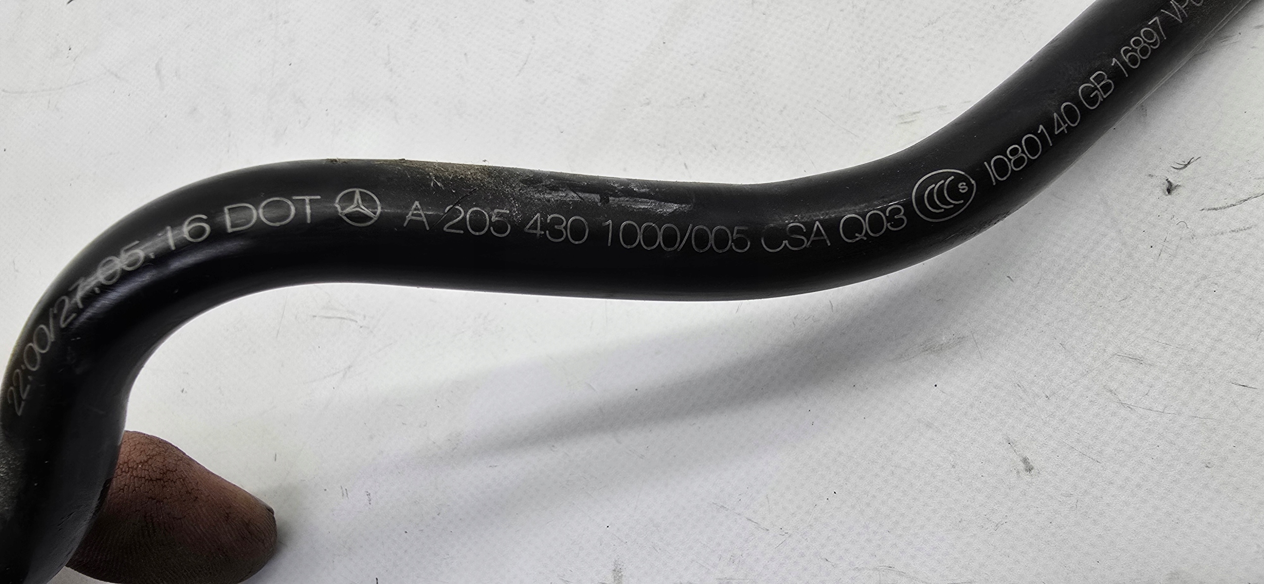 TJ406 MERCEDES W213 2.0d тормозной шланг серво A2054301000