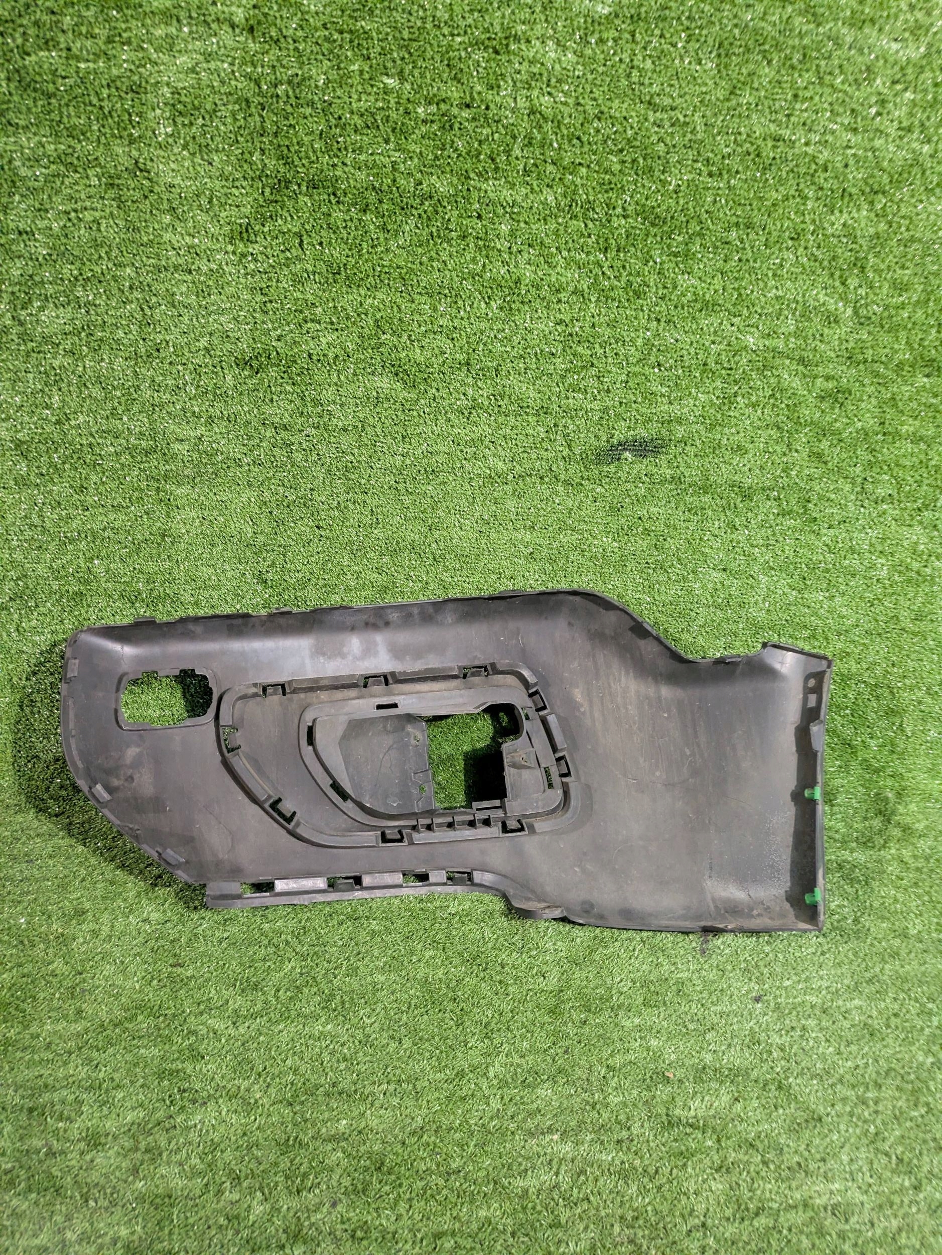 corner of a bumper right front VOLVO XC70 08- NR.57
